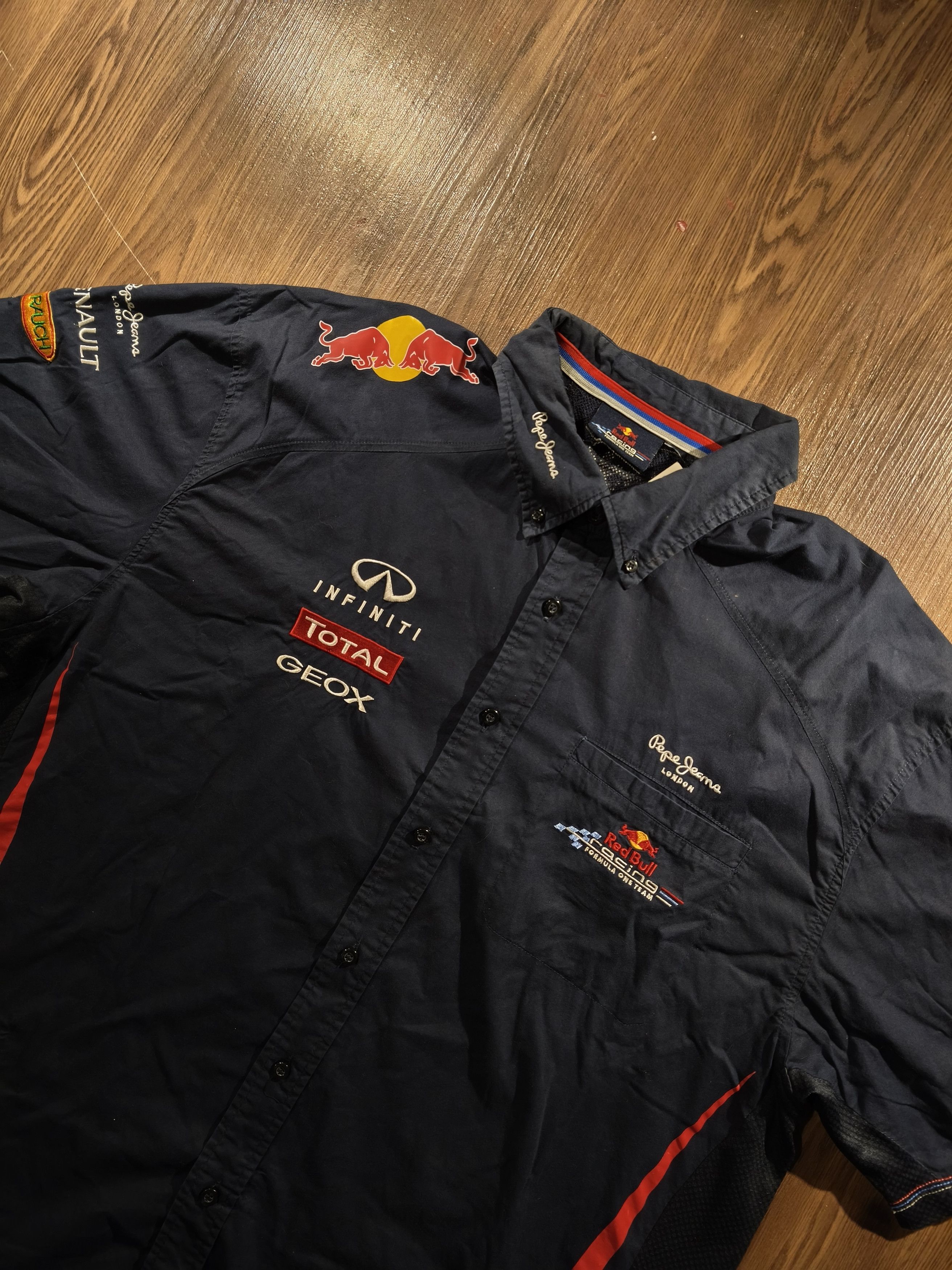 Red Bull Red Bull Racing Workshirt Size US XL / EU 56 / 4 - 4 Thumbnail