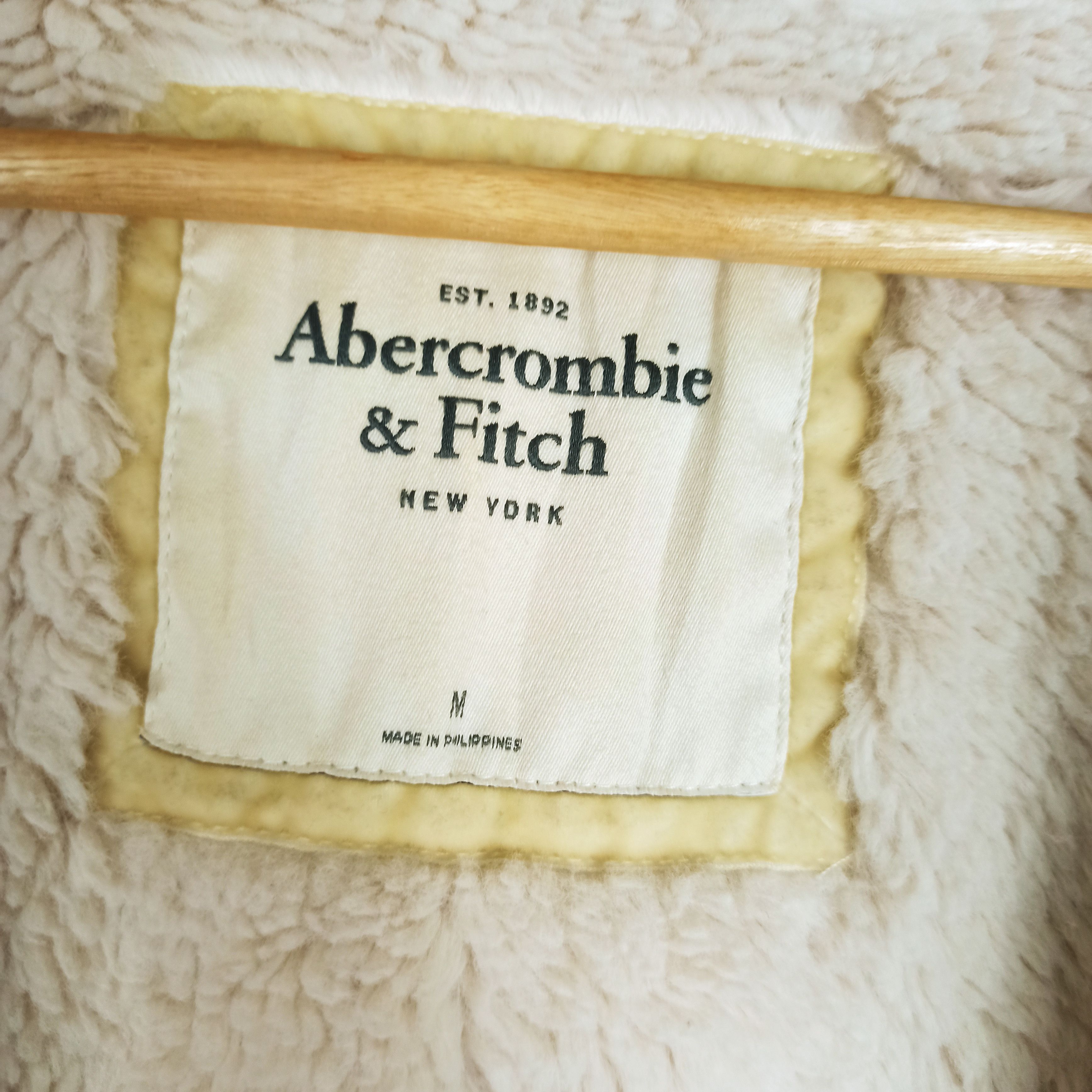 If Six Was Nine Abercrombie & Fitch Mink Fur Hoodie Size M / US 6-8 / IT 42-44 - 9 Thumbnail