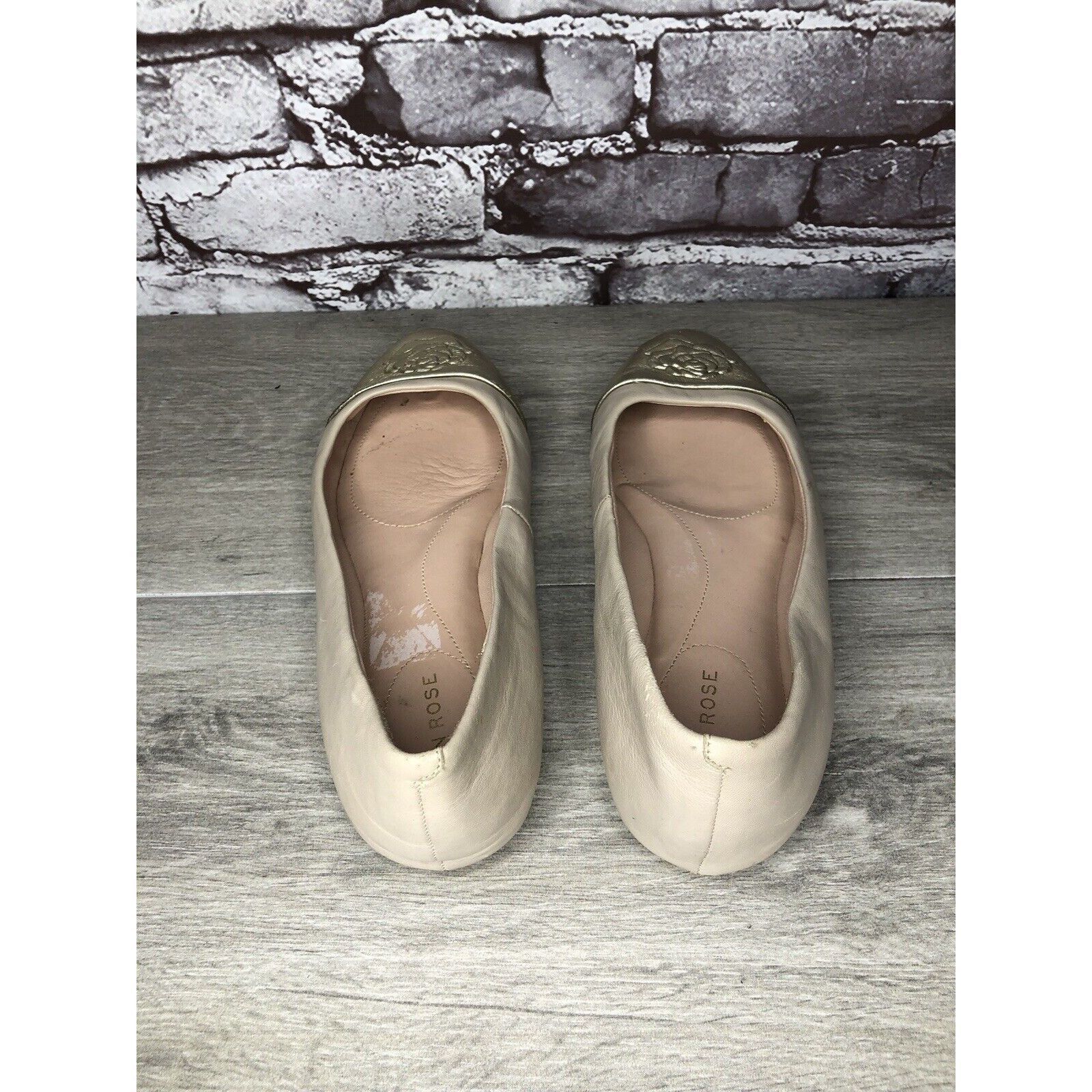 Other Taryn Rose Nude Pink Leather Gold Cap Toe Ballet Flats Women Size US 8.5 / IT 38.5 - 5 Thumbnail