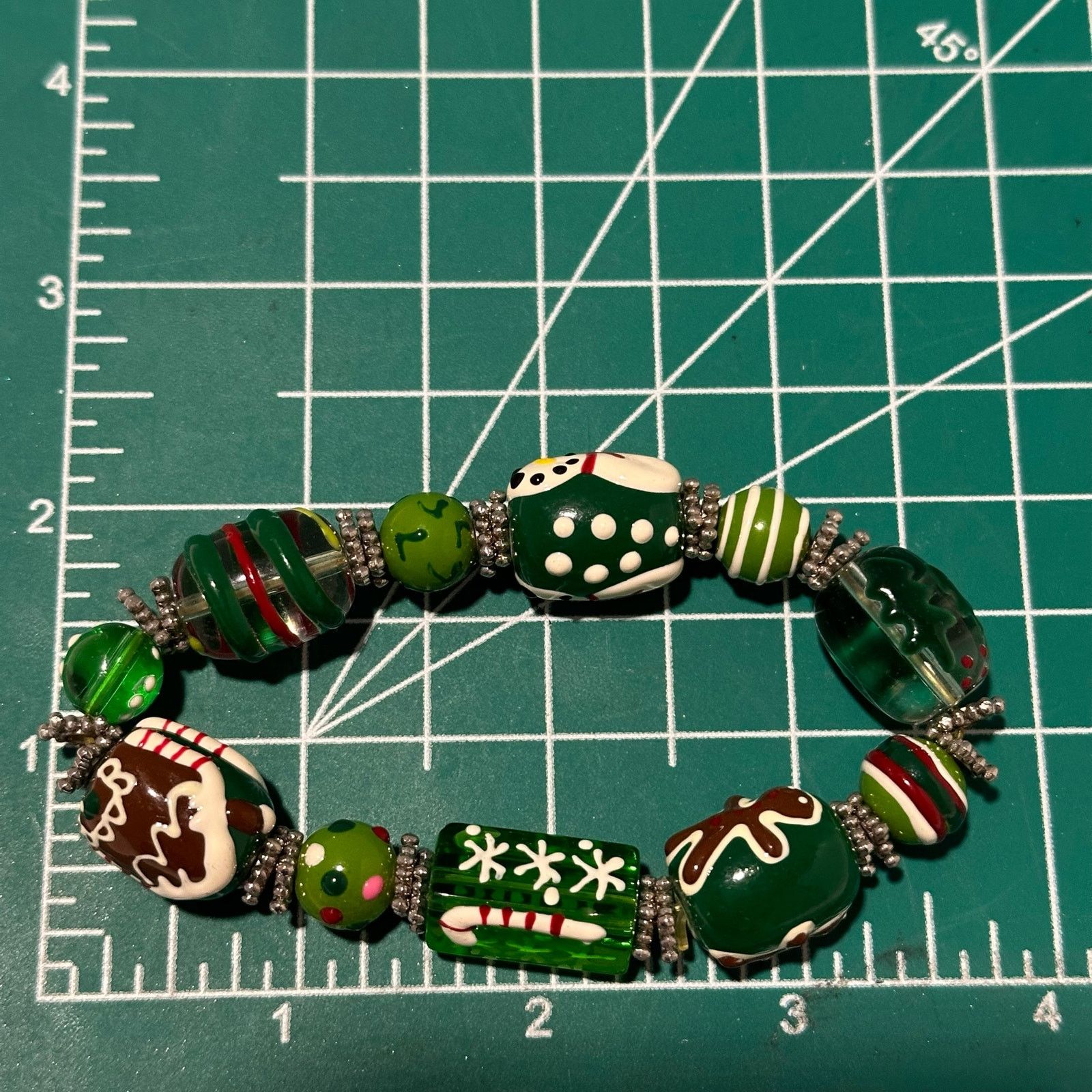 Handmade Christmas Glass Beads Stretch Bracelet Gingerbread Holiday Size ONE SIZE - 4 Thumbnail