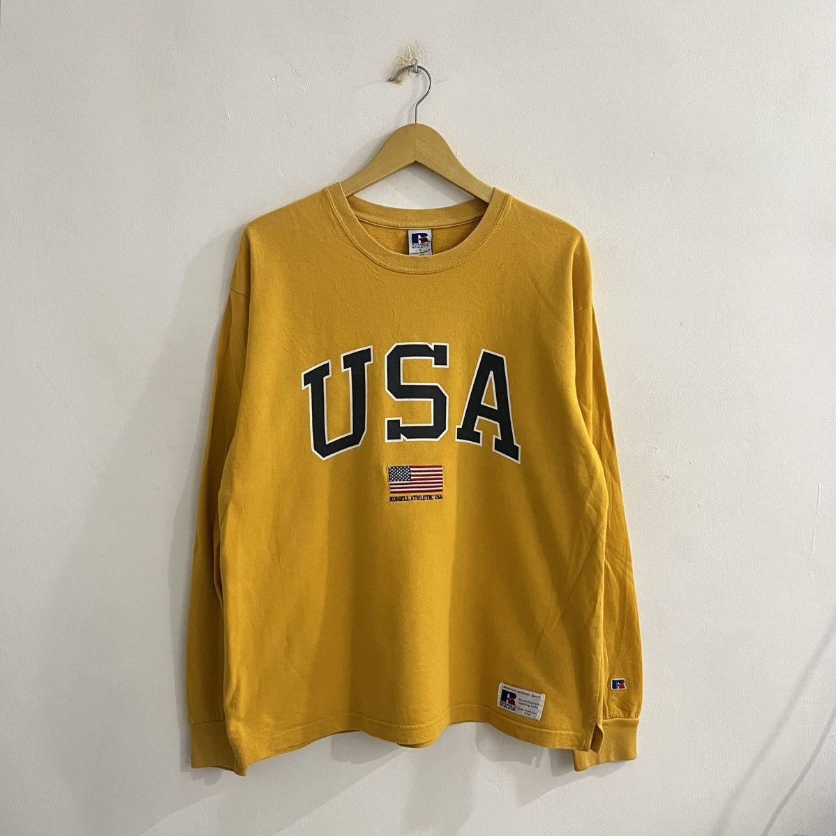 Russell Athletic Russel Athletic Usa Longsleeve Tee Size US L / EU 52-54 / 3 - 1 Thumbnail