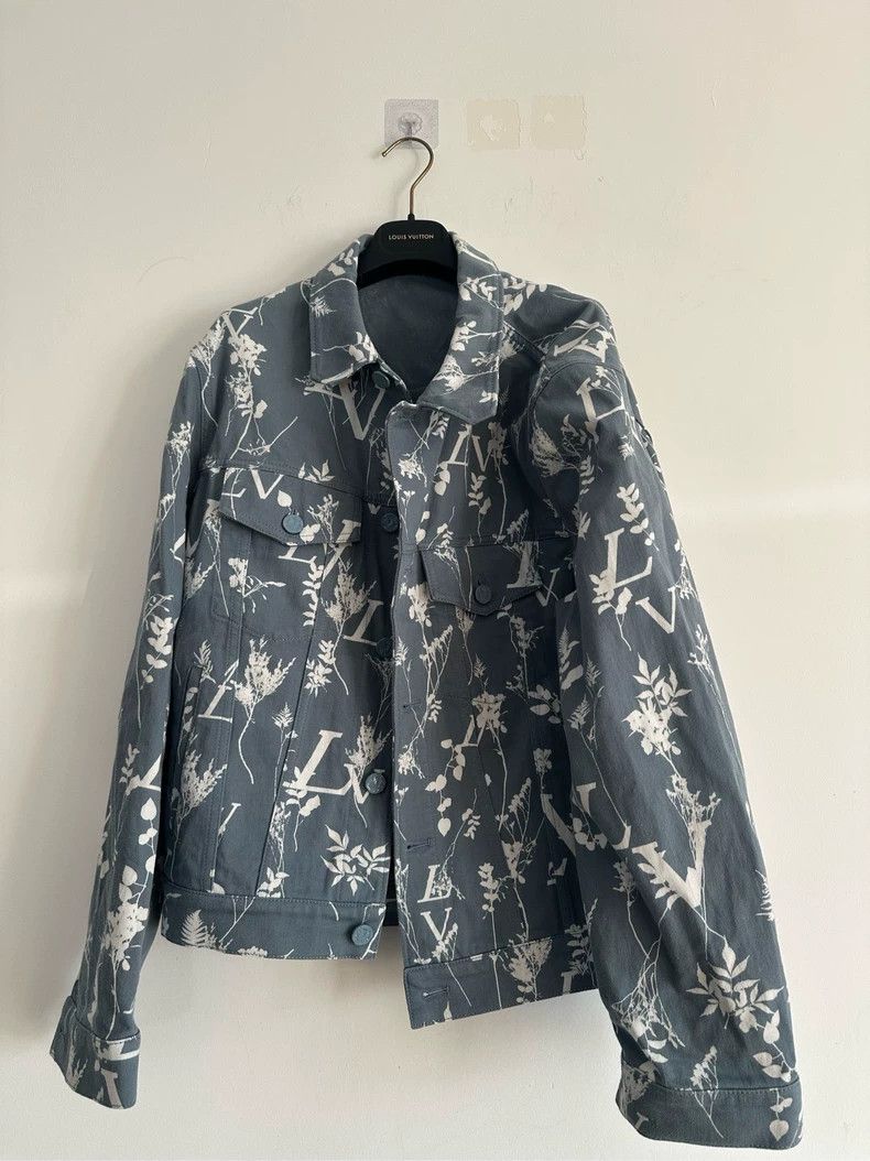 Louis Vuitton Louis Vuitton Floral printed denim jacket 2503-Nextarrow Size US XL / EU 56 / 4 - 1 Thumbnail