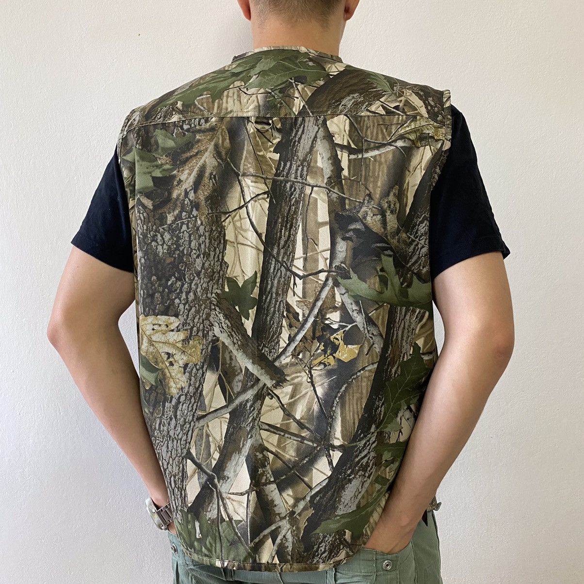Japanese Brand Vintage Real Tree Camo Vest Multi Pocket Size US M / EU 48-50 / 2 - 4 Thumbnail