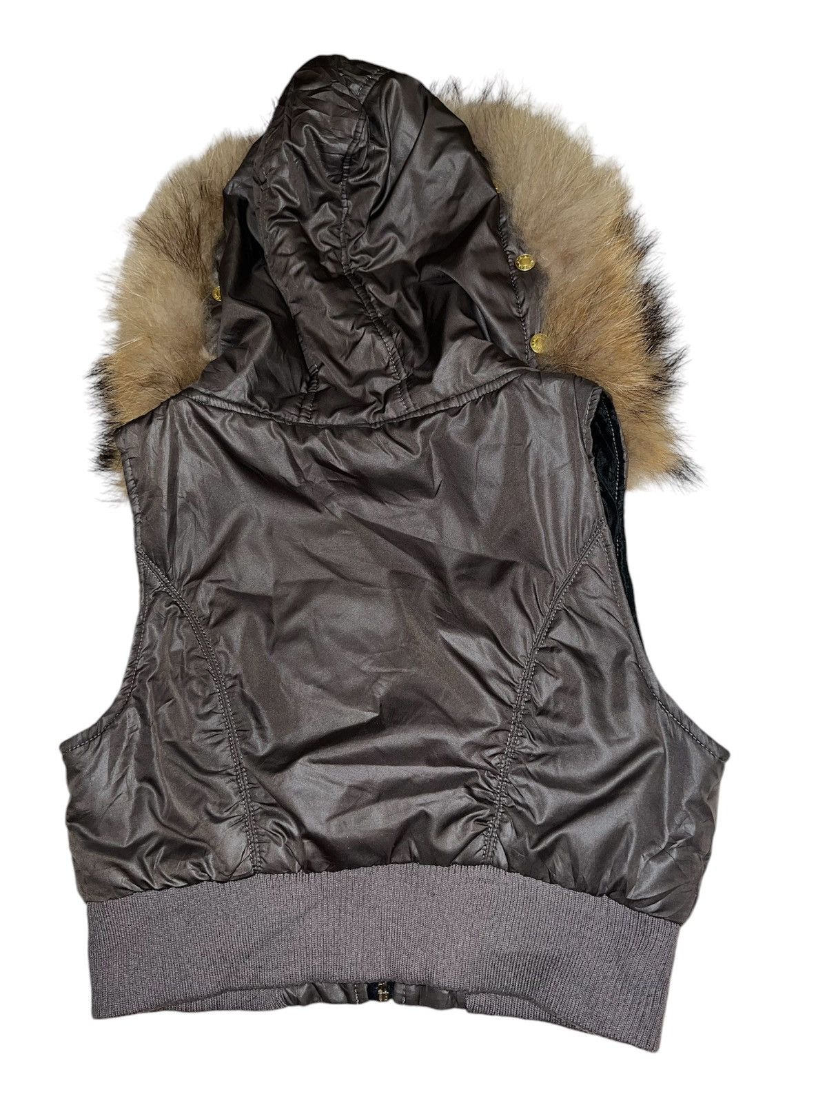Japanese Brand RARE D.I.A. fur cropped puffer vest 🧷🖤 Size ONE SIZE - 4 Thumbnail