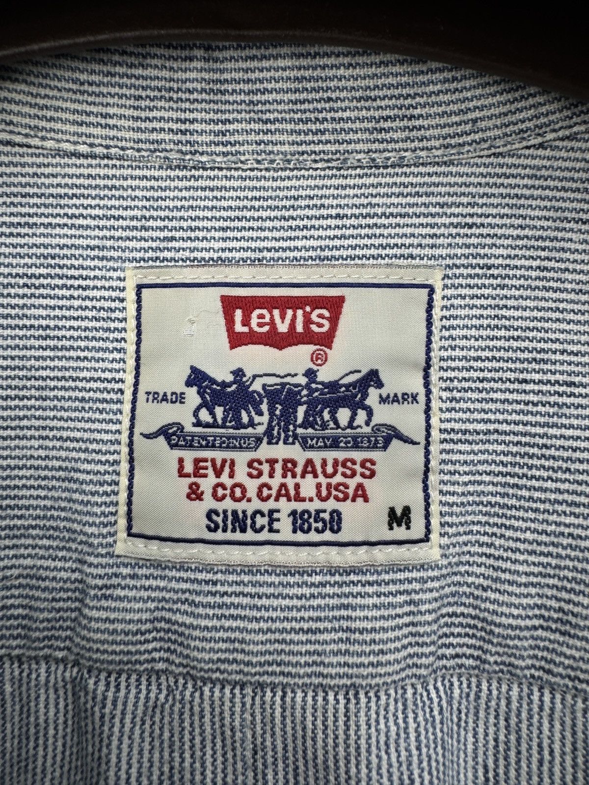 Levi's Levi’s vintage 90s collarless blue striped half button shirt Size US M / EU 48-50 / 2 - 9 Thumbnail
