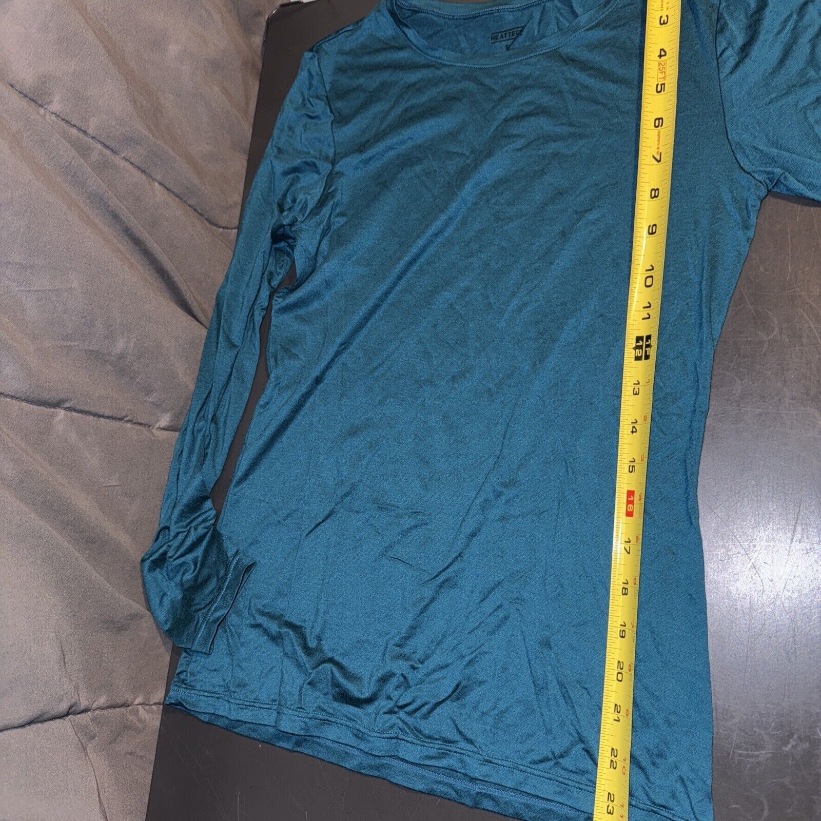 Other HEATTECH Long Sleeve Shirt Size S Excellent Condition Blue G Size S / US 4 / IT 40 - 7 Thumbnail