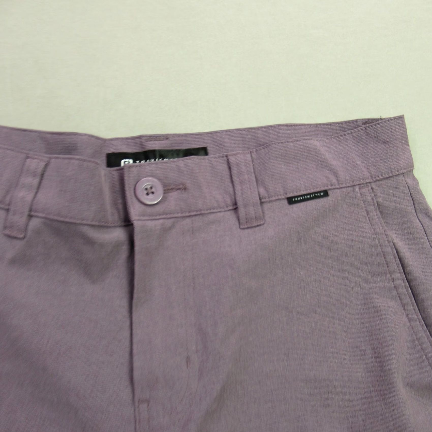 TravisMathew Travis Mathew Shorts Mens 30 Pockets Button Lightweight Outdoors Purple Chino Size US 30 / EU 46 - 2 Thumbnail