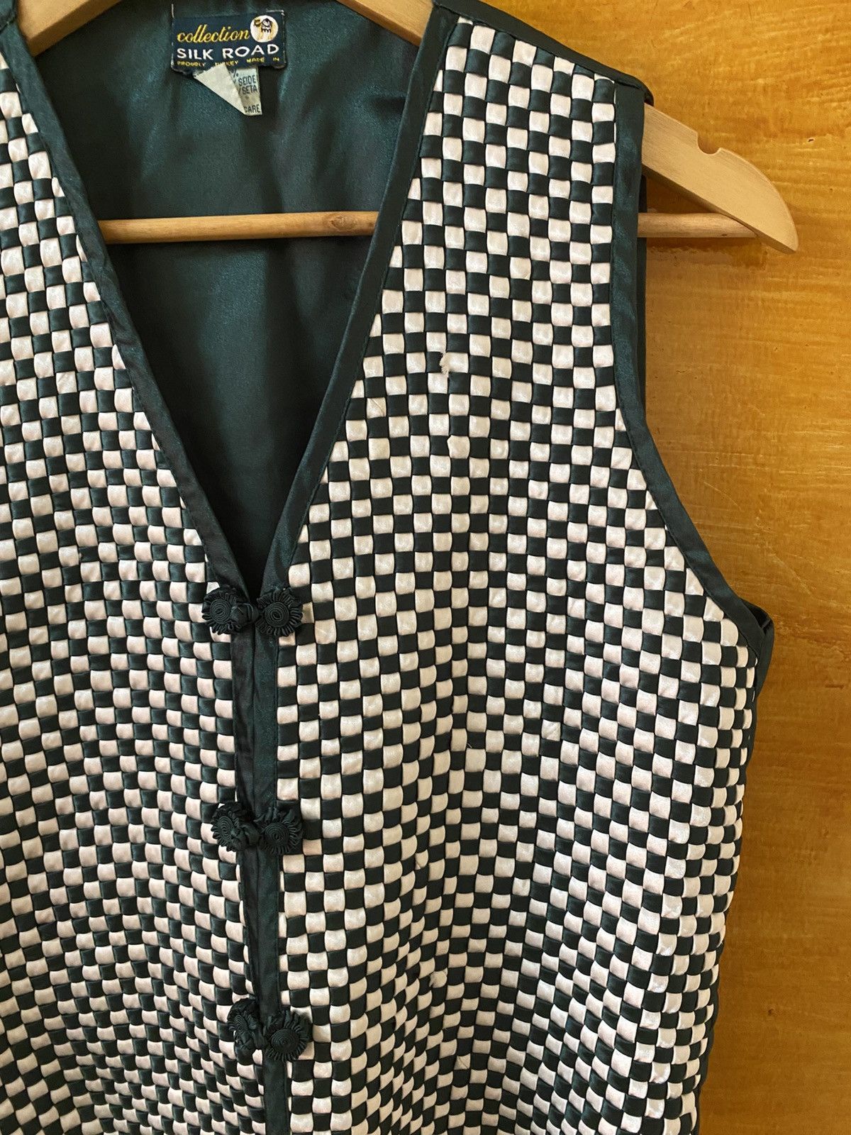 Japanese Brand Vintage Silk Road pure silk vest Size US M / EU 48-50 / 2 - 2 Thumbnail