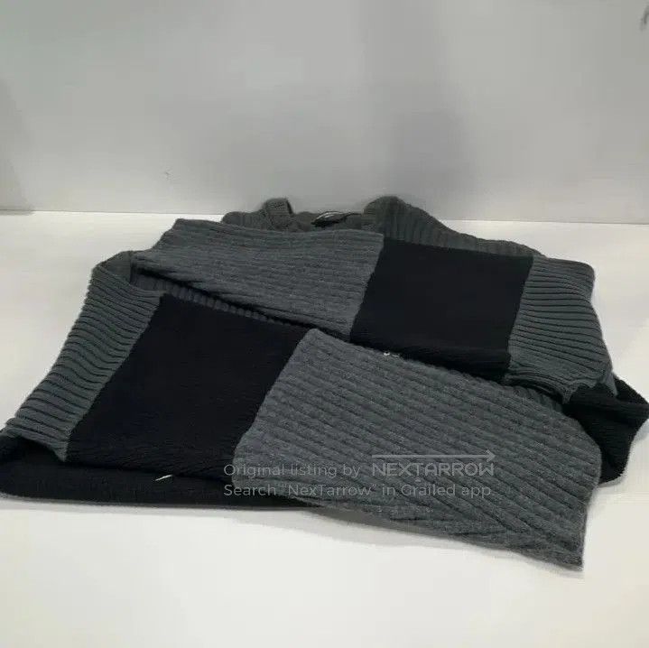 Balenciaga Balenciaga FW21 Logo Knitted Pullover Sweater. Size US S / EU 44-46 / 1 - 5 Thumbnail