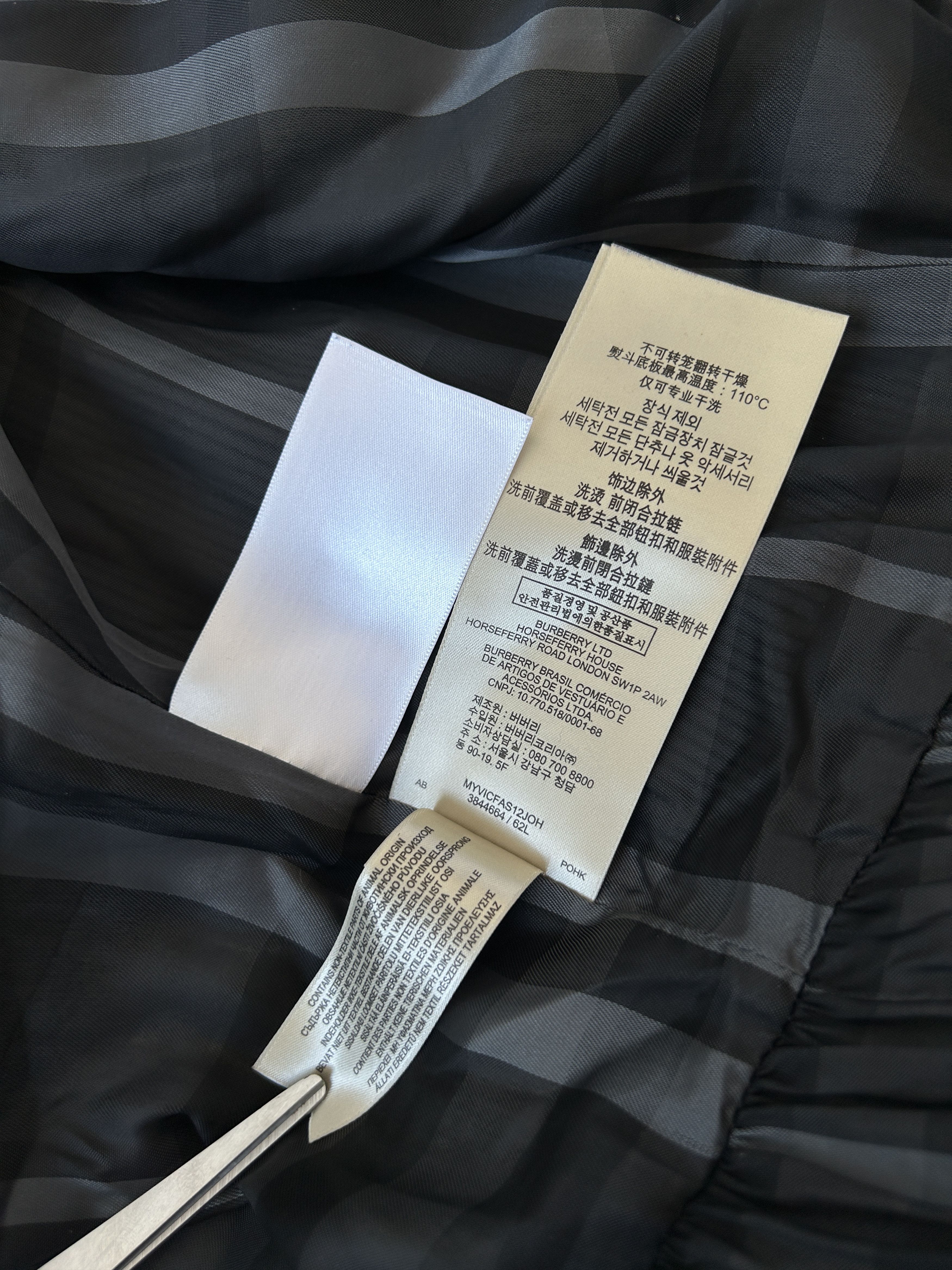 Burberry Burberry belted short puffer jacket Size L / US 10 / IT 46 - 19 Thumbnail