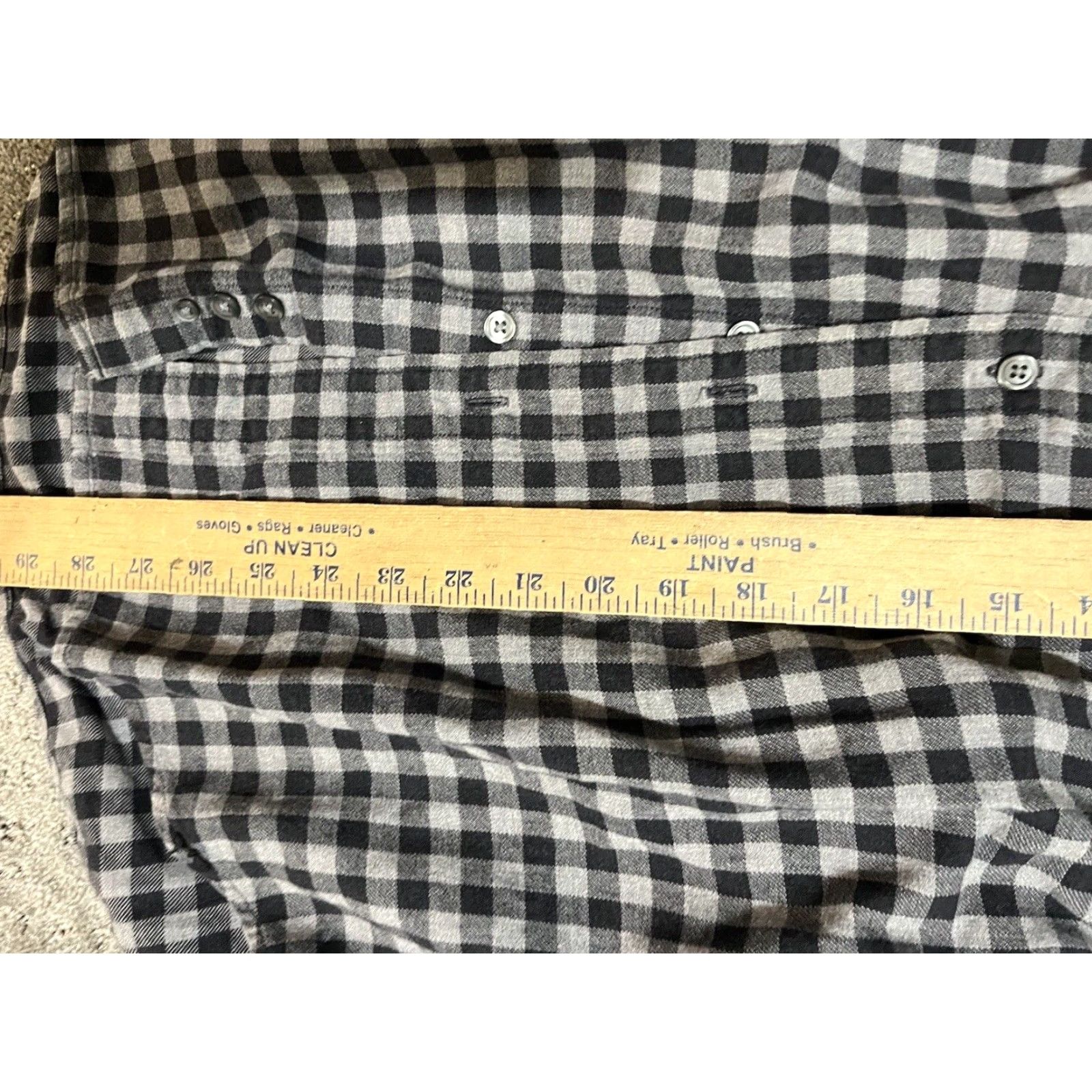 Eddie Bauer VINTAGE Eddie Bauer Relaxed fit Mens L Gray & Black Plaid Check Button Down Shirt Vinatg Size US L / EU 52-54 / 3 - 5 Thumbnail