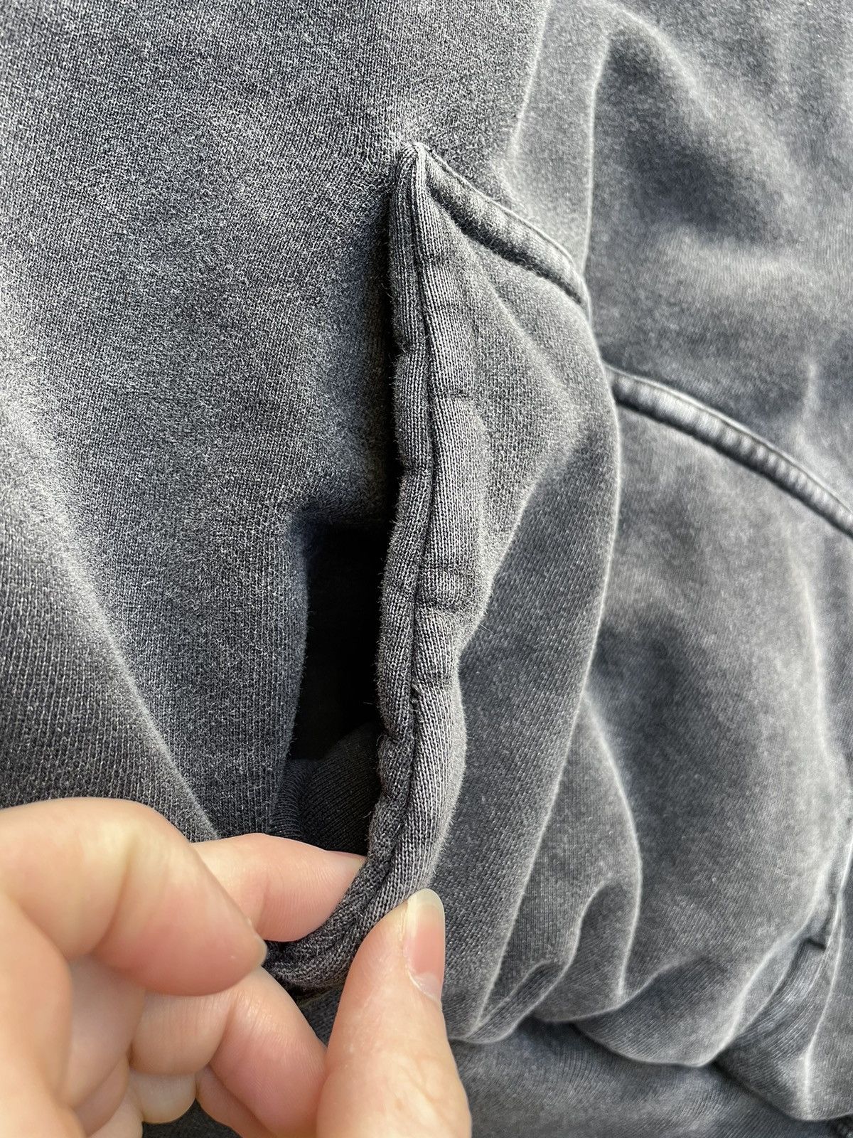 Other Washed black double thick hoodie Size US L / EU 52-54 / 3 - 3 Thumbnail