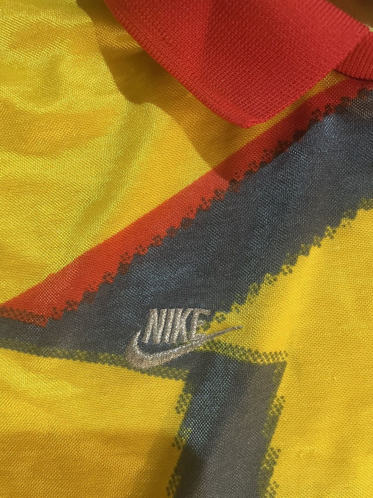 Nike Vintage Nike Premier Goalkeeper Shirt – Size Small Size US S / EU 44-46 / 1 - 3 Thumbnail
