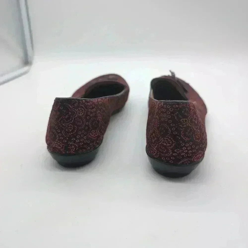 Soft Surroundings Sofft Italian Style leather lined Slippers abstract red Size US 7.5 / IT 37.5 - 5 Thumbnail