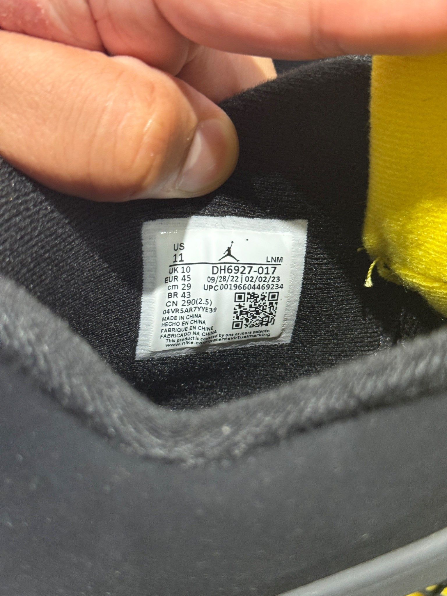 Jordan Brand Jordan 4 Thunder (2023) Size US 11 / EU 44 - 7 Thumbnail