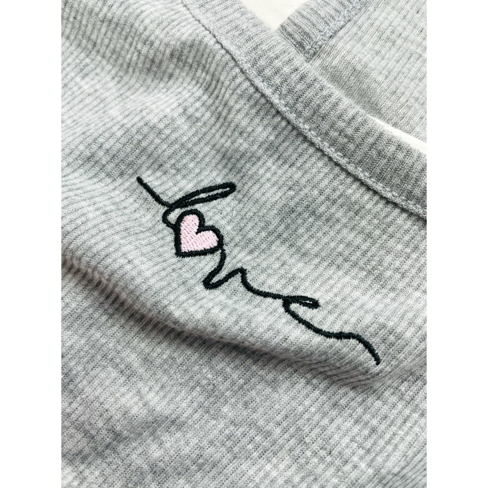 Vintage PJ Couture Tank Top Women's Size Medium Gray "Love" embroidered Pajama Shirt Size M / US 6-8 / IT 42-44 - 3 Thumbnail