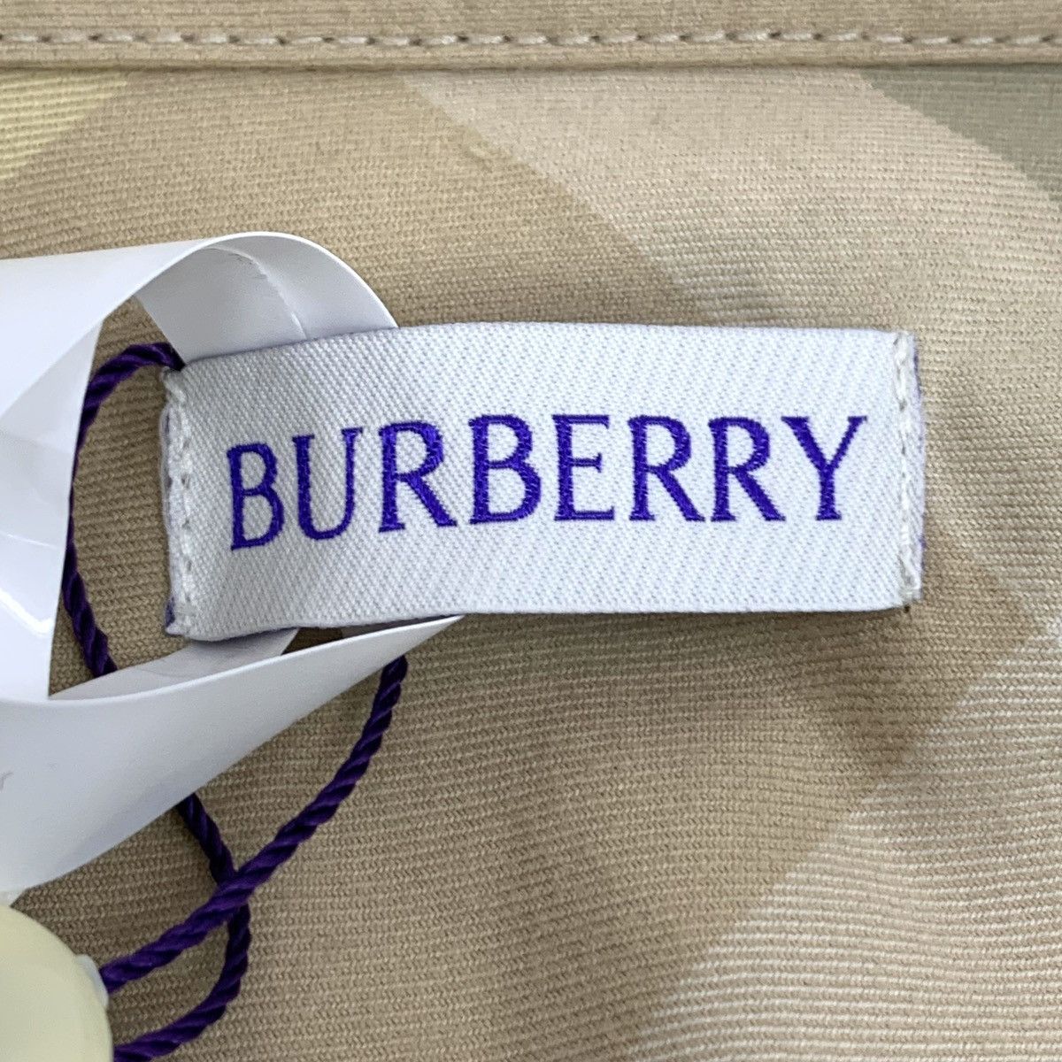 Burberry Burberry Check Horse Embroidered Short Sleeve Shirt K26WX Size US S / EU 44-46 / 1 - 6 Thumbnail