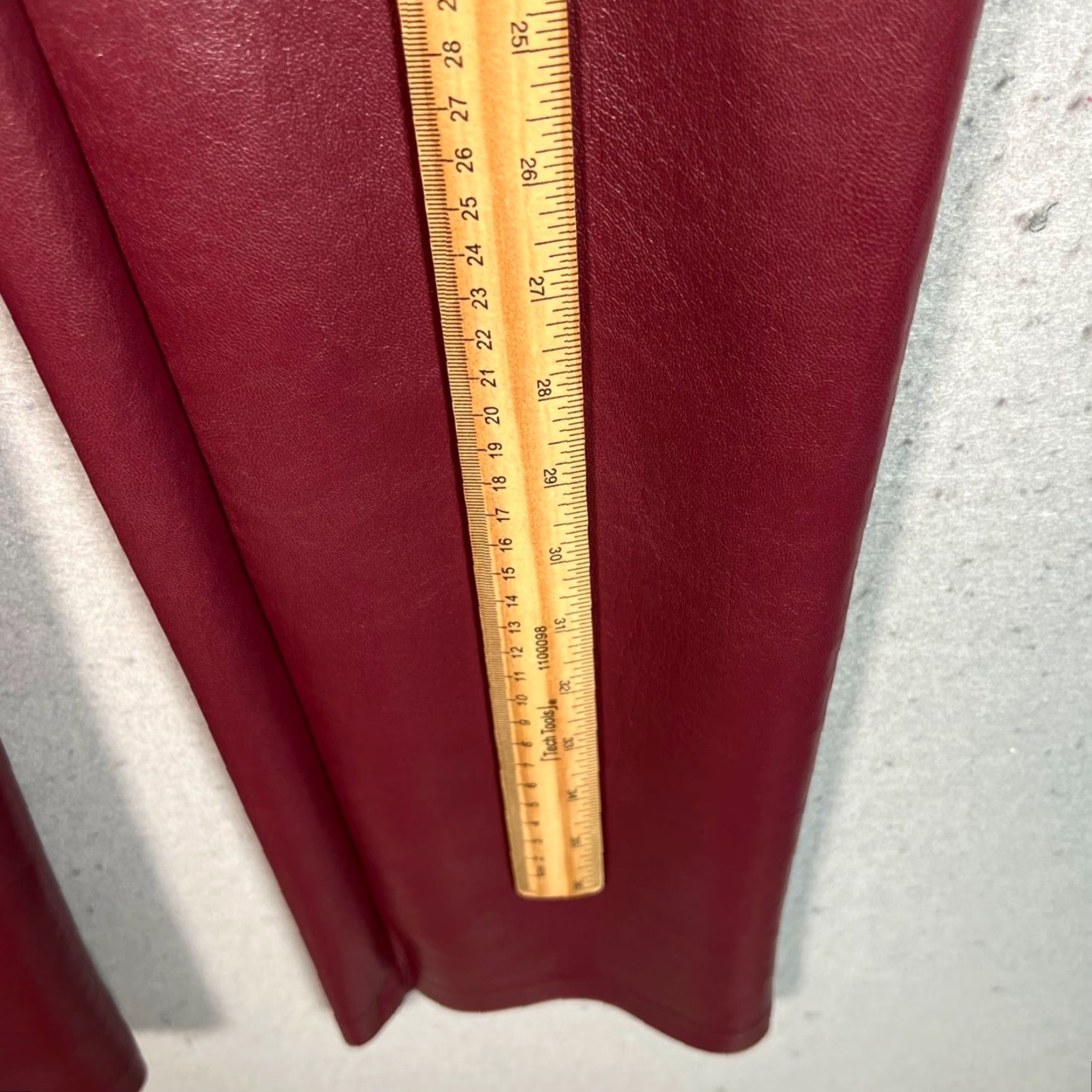 Vintage Wilfred Burgundy Faux Leather High-Waisted Straight-Leg Pants Womens Size 2 Size 26" / US 2 / IT 38 - 6 Thumbnail