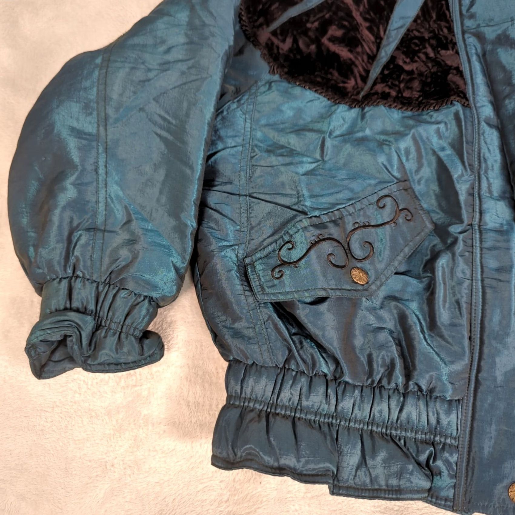 Vintage Otello Pelle Jacket Women Small Green Zip Embroidered Ruffle 90s Size S / US 4 / IT 40 - 6 Thumbnail