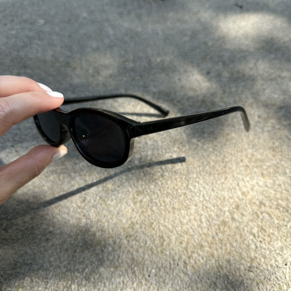 Other SUNGLASSES BRAND NEW CLASSIC RETRO VINTAGE KD4492-01 Size ONE SIZE - 2 Thumbnail