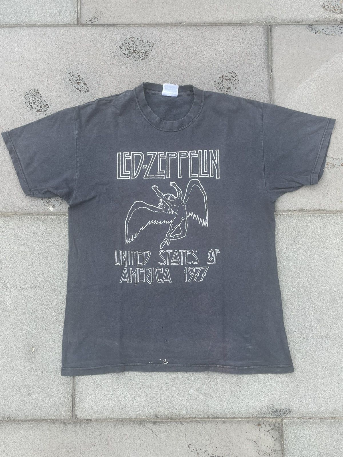 Led Zeppelin Vintage Led Zeppelin Falling Icarus Tee Size US L / EU 52-54 / 3 - 2 Thumbnail