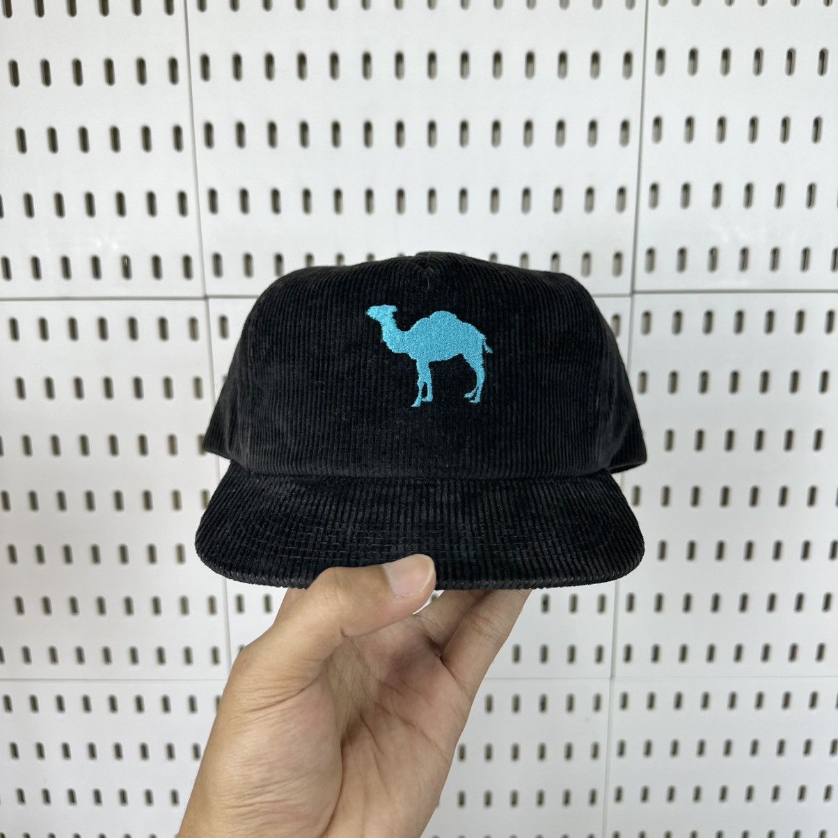 Camel Vintage 90s Camel Small Logo Corduroy Hat Size ONE SIZE - 1 Thumbnail