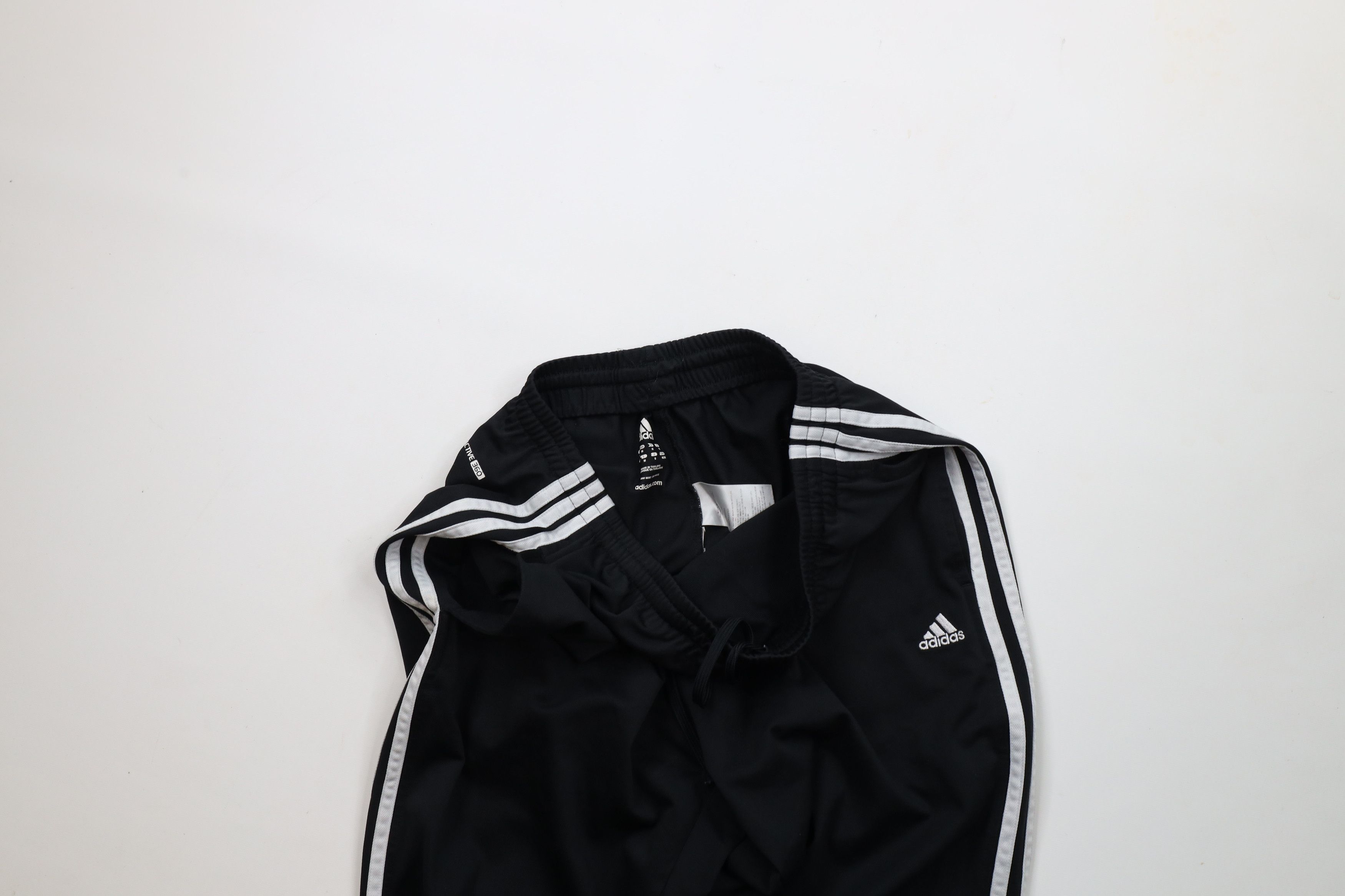 Adidas × Vintage Vintage Adidas Spell Out Wide Leg Sweatpants Pants Black Size US 34 / EU 50 - 9 Thumbnail