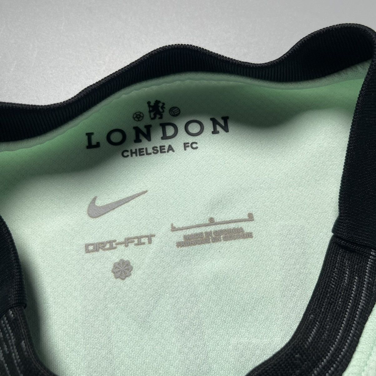 Nike CHELSEA NIKE 2023/2024 FOOTBALL THIRD JERSEY #20 COLE PALMER Size US L / EU 52-54 / 3 - 5 Thumbnail