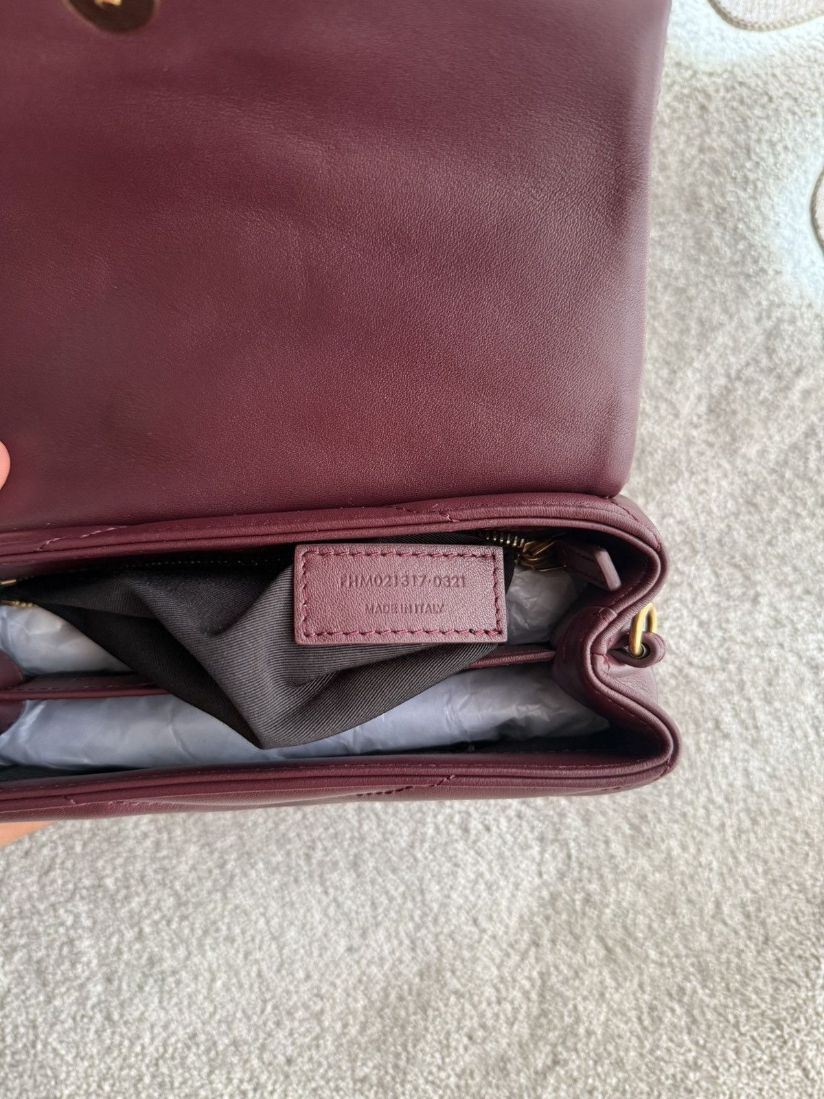 Yves Saint Laurent Saint Laurent Bordeaux Loulou Toy Crossbody Bag Size ONE SIZE - 14 Thumbnail