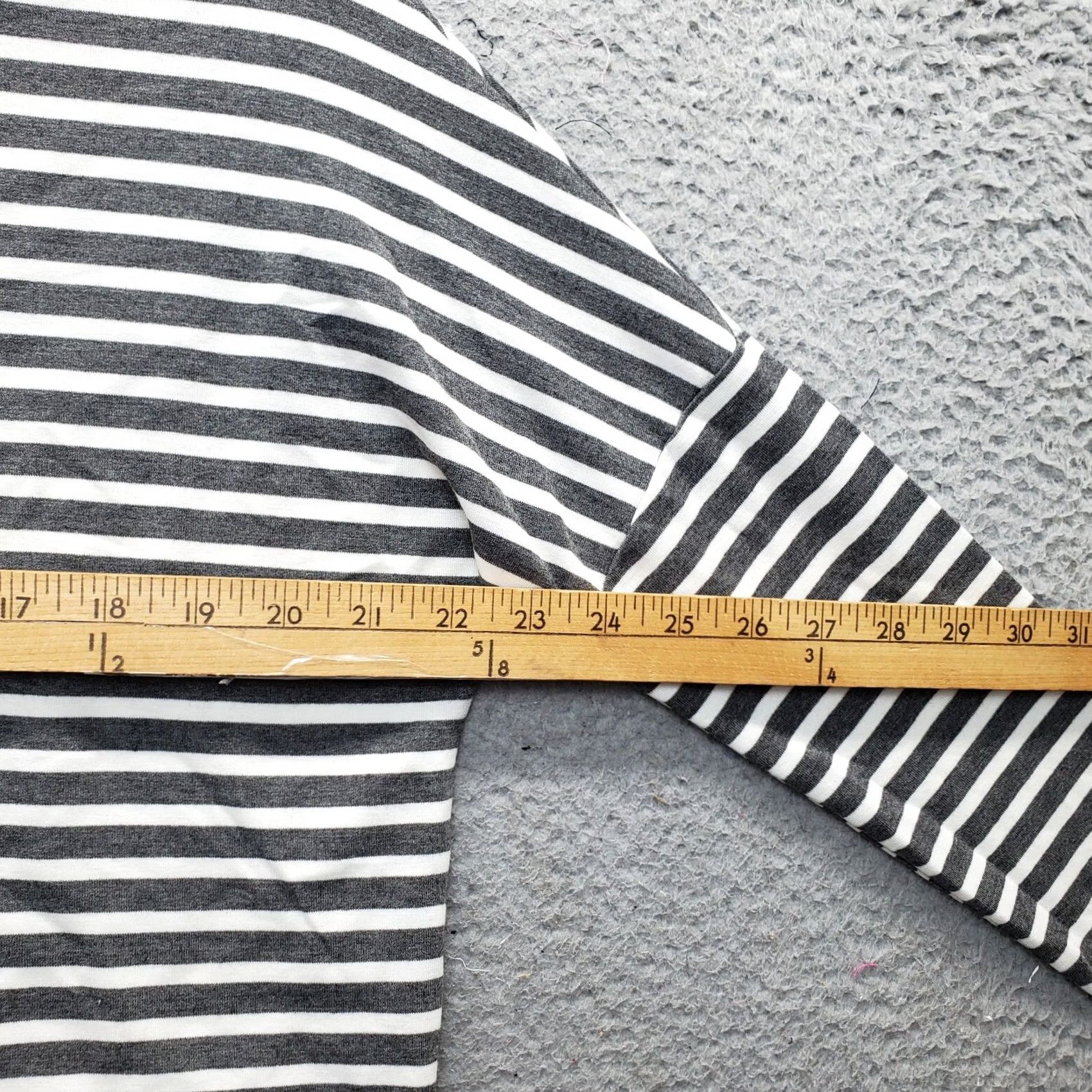 Vintage Altar'd State Women XS Multi Stripe Hooded Crop Hoodie Pullover Long Sleeve Size XS / US 0-2 / IT 36-38 - 7 Thumbnail