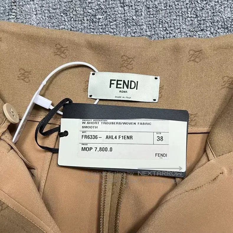 Fendi Fendi Camel Color Monogram Printed Short Pants Size 25" / US 0 / IT 36 - 3 Thumbnail