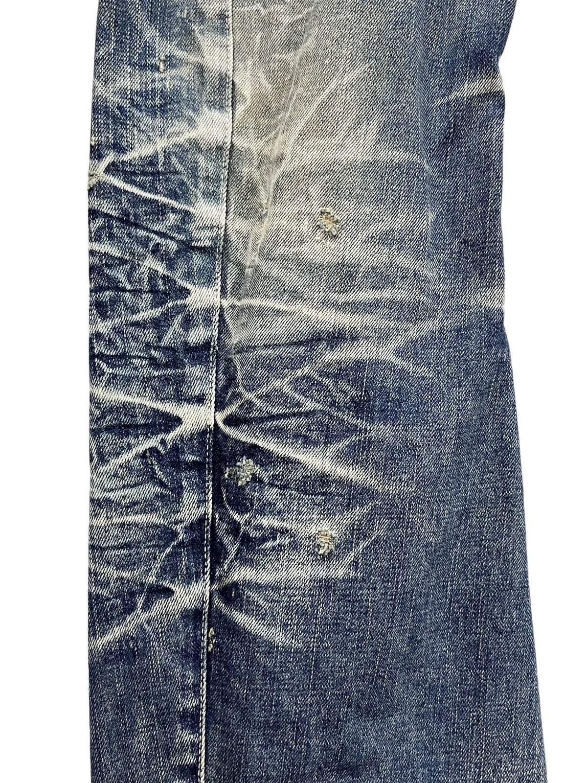 BIGI 🔥FLARE🔥Vtg RATTLE TRAP Distressed Clawmark Whisker Denim Size US 32 / EU 48 - 8 Thumbnail