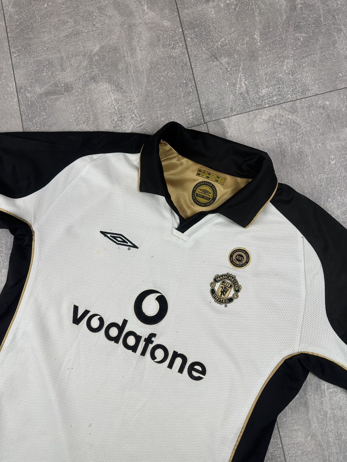 Umbro Umbro Manchester United Reversible 2001/02Away Retro Jersey Size US XS / EU 42 / 0 - 19 Thumbnail