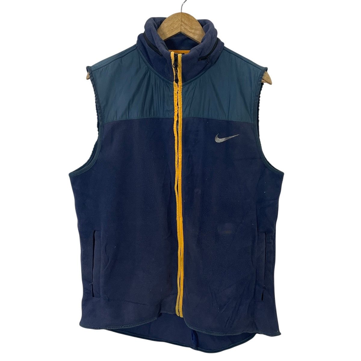 Nike × Vintage Vintage Nike Embroidery Small Logo Vest Size US L / EU 52-54 / 3 - 1 Thumbnail