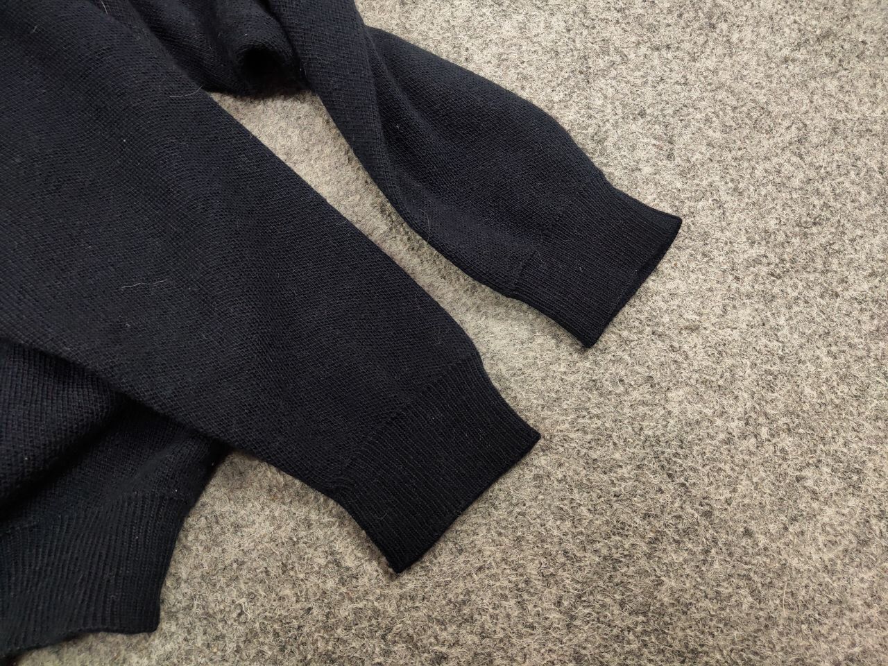 Lacoste Vintage 90's Lacoste Navy Blue Wool Crew Chek Sweater Size US XL / EU 56 / 4 - 14 Thumbnail