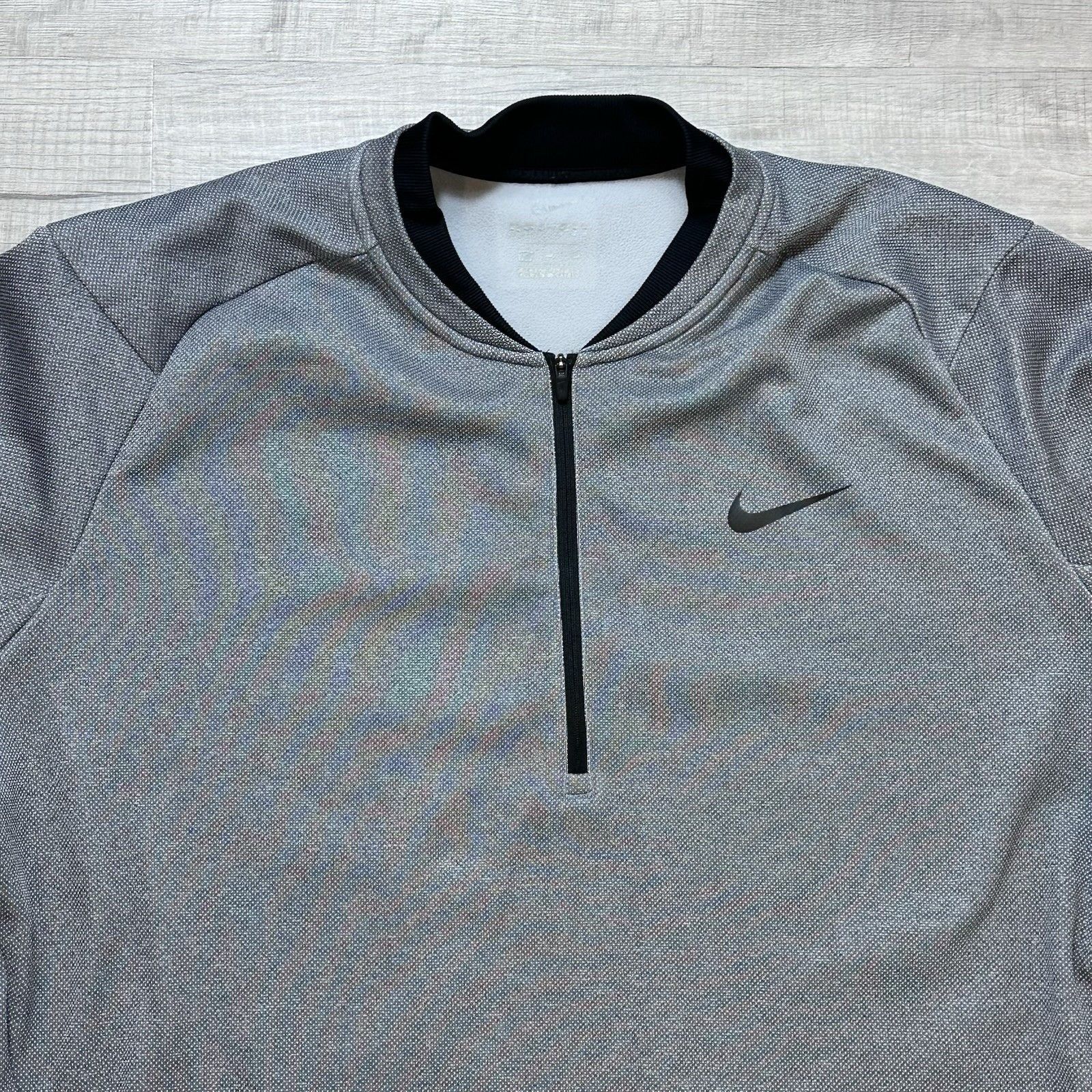 Nike Nike Men's Gray Long Sleeve Therma Dri Fit 1/4 Zip XL Size US XL / EU 56 / 4 - 5 Thumbnail