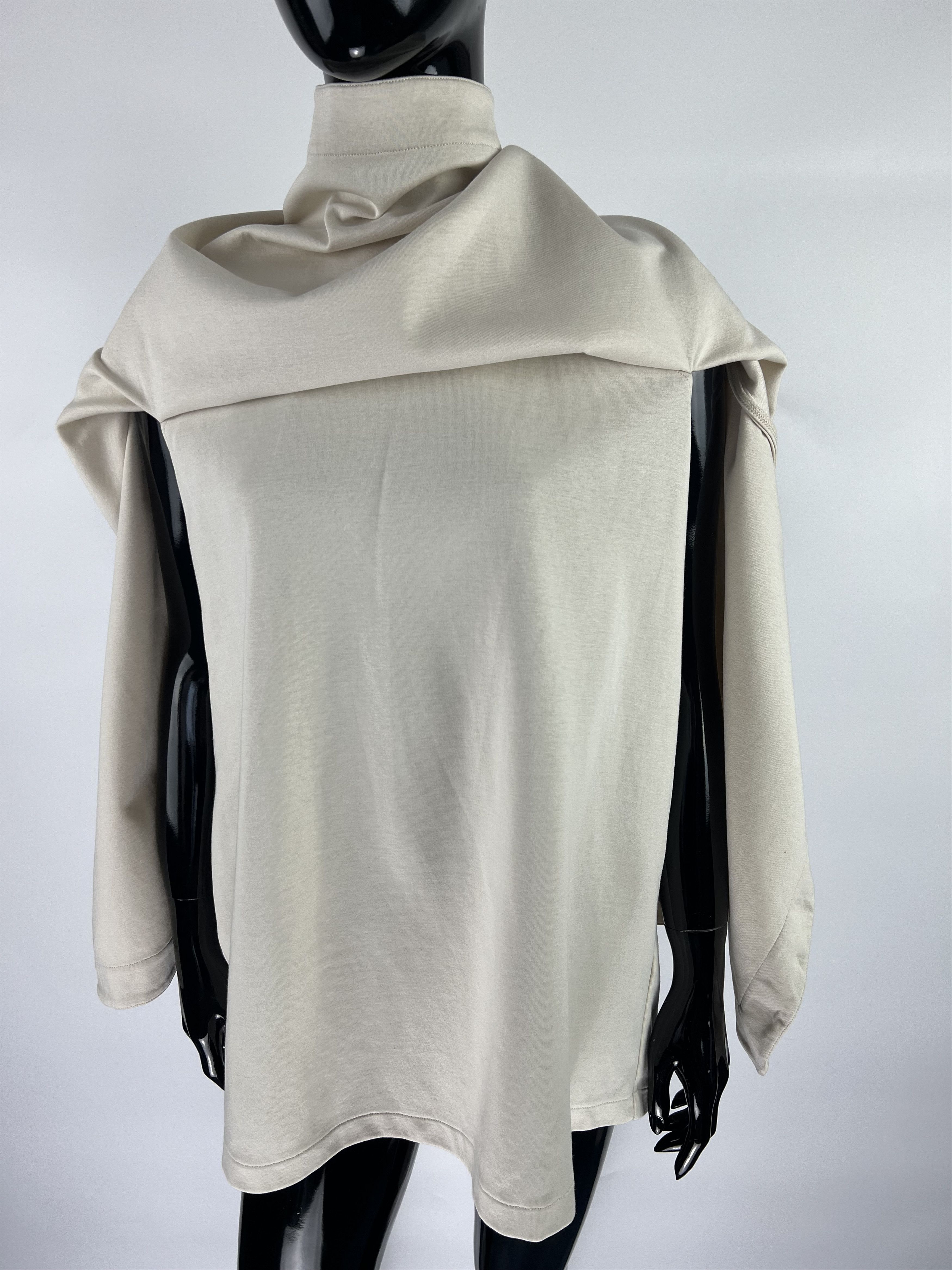 Cos COS Ivory Poncho Size L Size L / US 10 / IT 46 - 6 Thumbnail