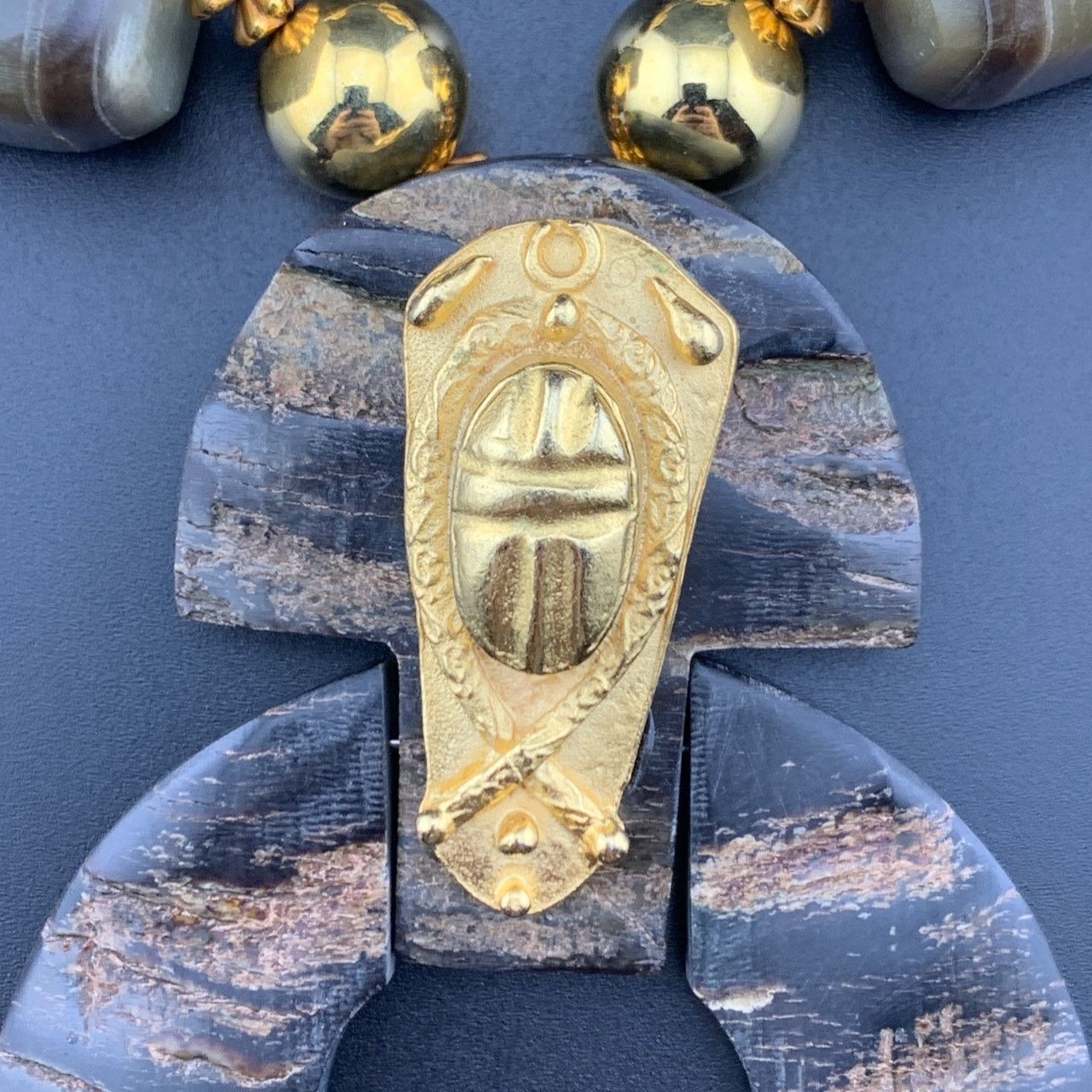 Vintage Vintage Gold Tone Brown Scarab Egyptian Necklace Earrings Size ONE SIZE - 13 Thumbnail