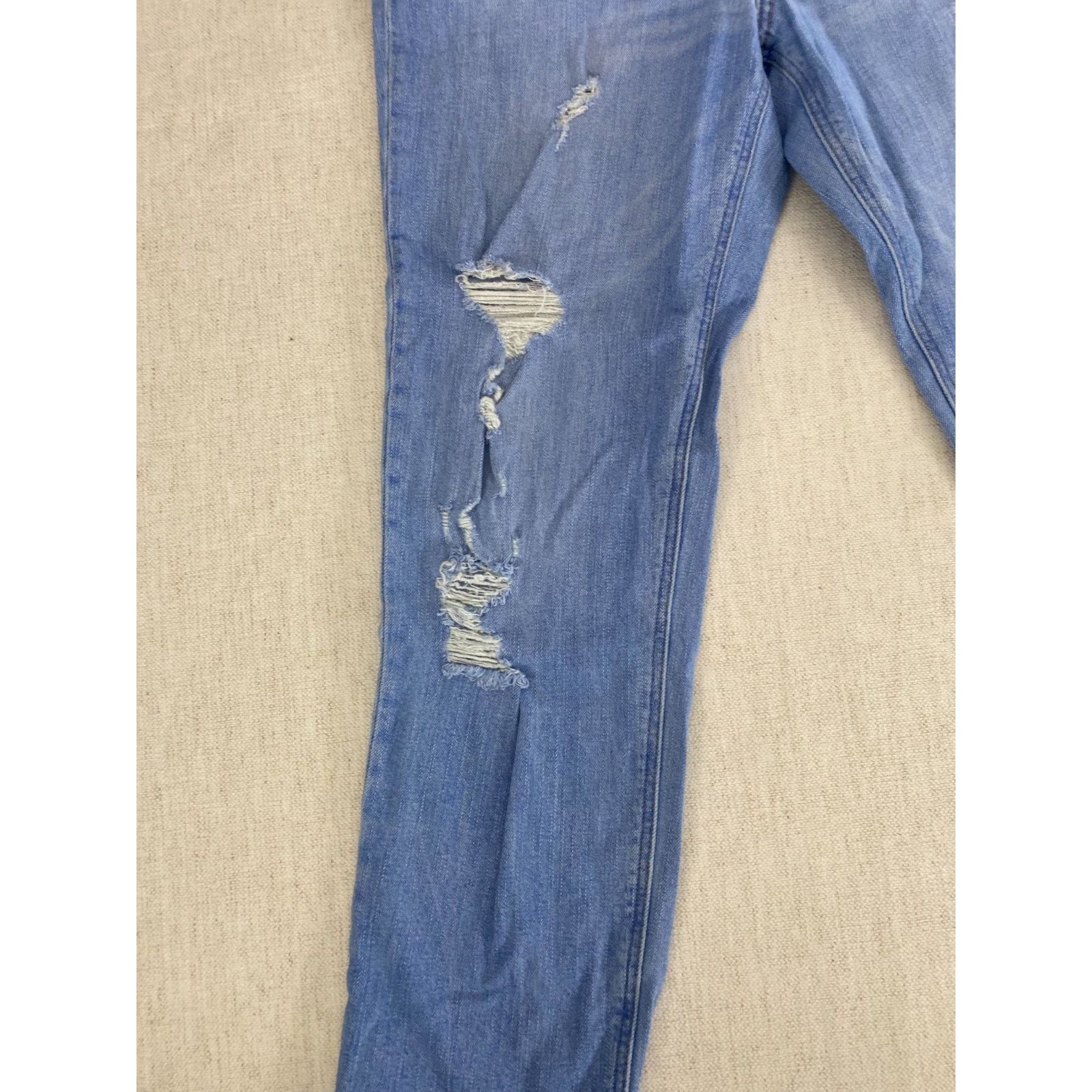 Old Navy Old Navy Boyfriend Jeans Womens 2 Blue Stretch Denim Size 26" / US 2 / IT 38 - 4 Thumbnail