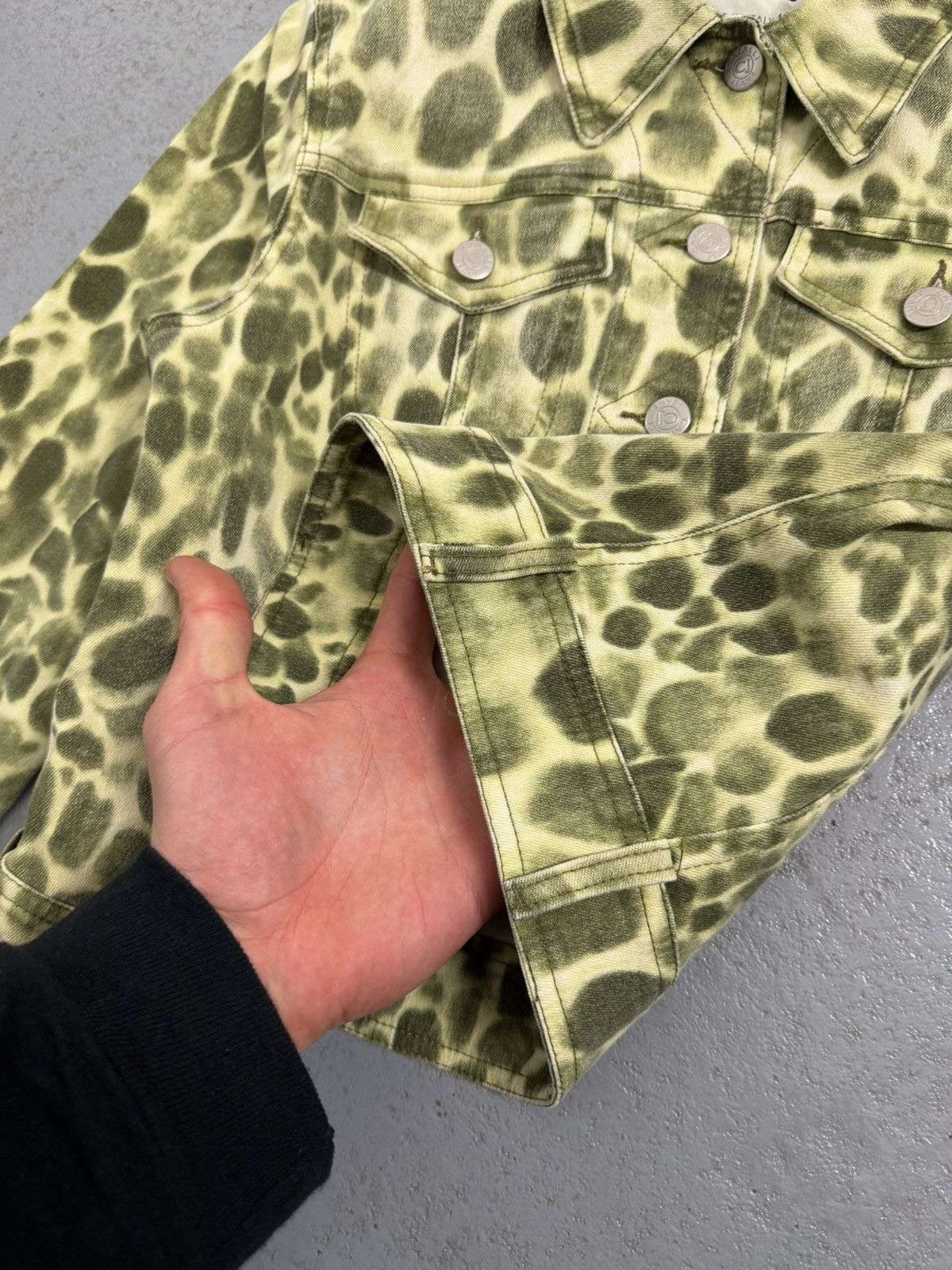 Just Cavalli Cavalli Jeans Green Leopard Overprinted Jacket Size M / US 6-8 / IT 42-44 - 10 Thumbnail