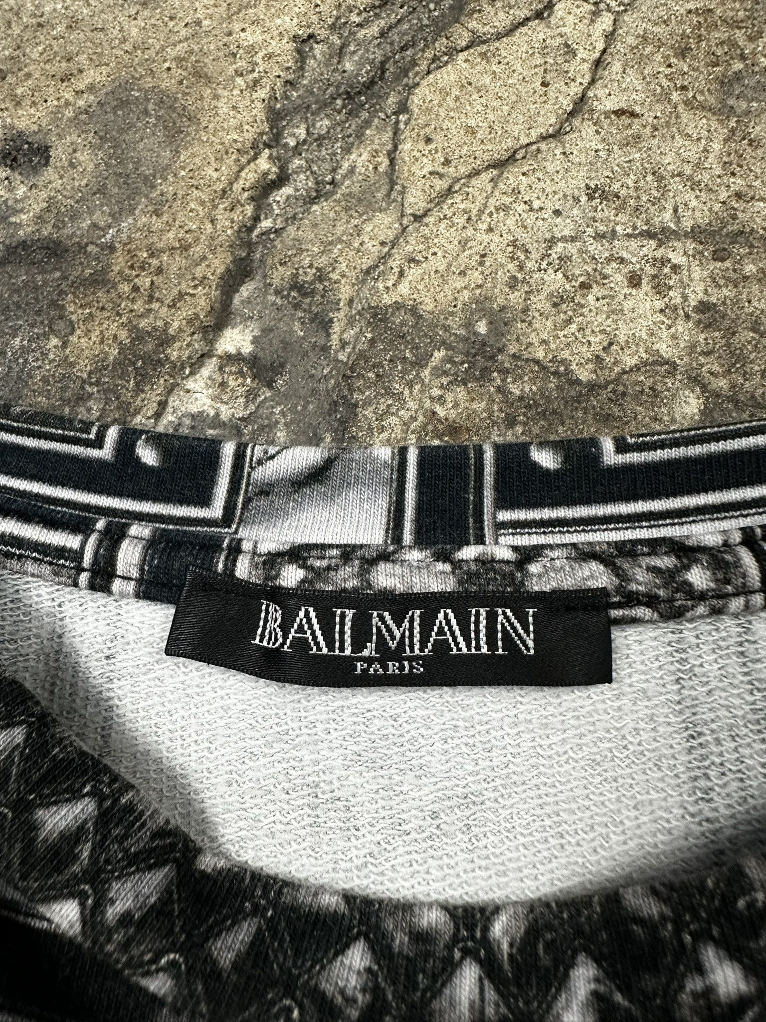 Balmain Balmain Marble Print Longsleeve T-shirt Size XL / US 12-14 / IT 48-50 - 5 Thumbnail