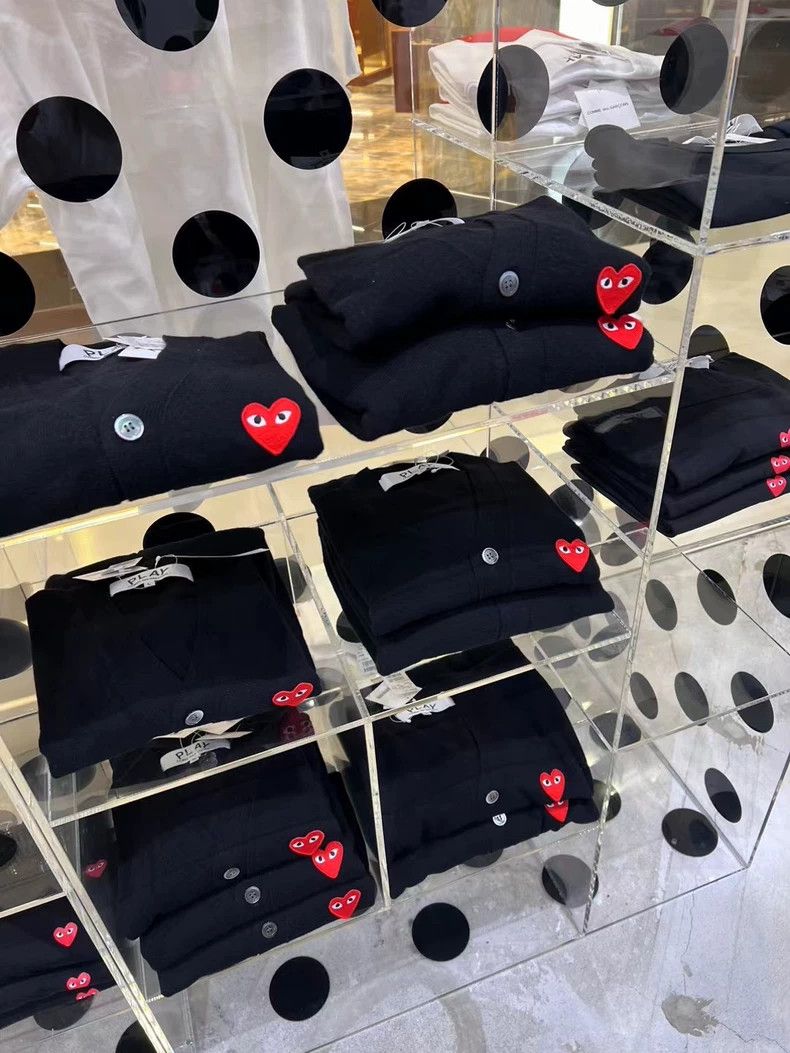 Comme des Garcons Comme Des Garcons Black classic red heart Size S / US 4 / IT 40 - 6 Thumbnail