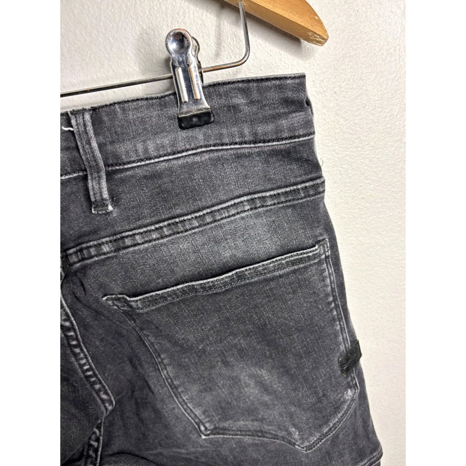 Vintage G-Star RAW Jeans Slim Tapered 30x30 Mens Denim Distressed Moto Gray Charcoal Wash Pants/Denim Jeans Mens 30 Inseam 30in Zip Fly"} Size US 30 / EU 46 - 6 Thumbnail