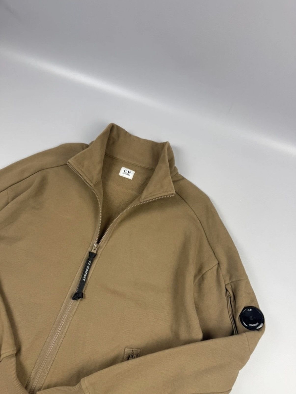 C.P. Company C.P. Company brown veste whit zip classic Size US L / EU 52-54 / 3 - 7 Thumbnail