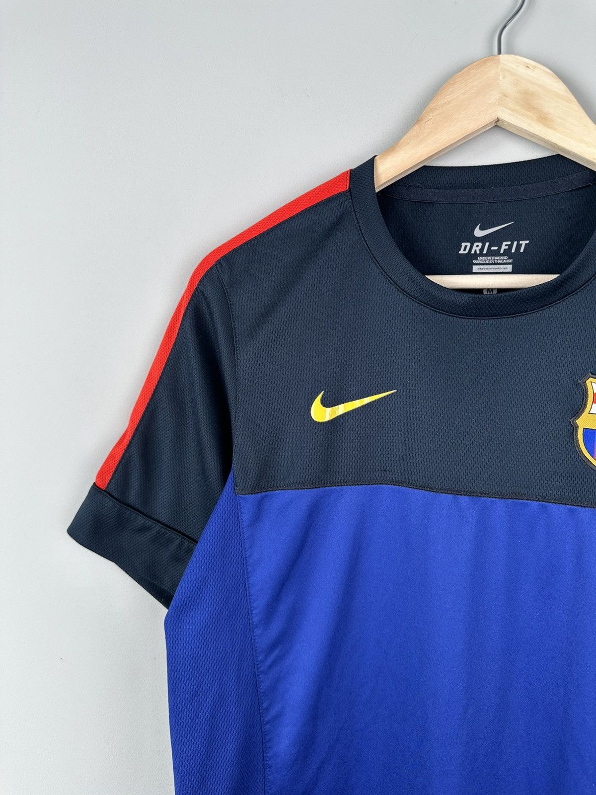 Nike Nike Fc Barcelona Soccer Jersey Size US M / EU 48-50 / 2 - 3 Thumbnail