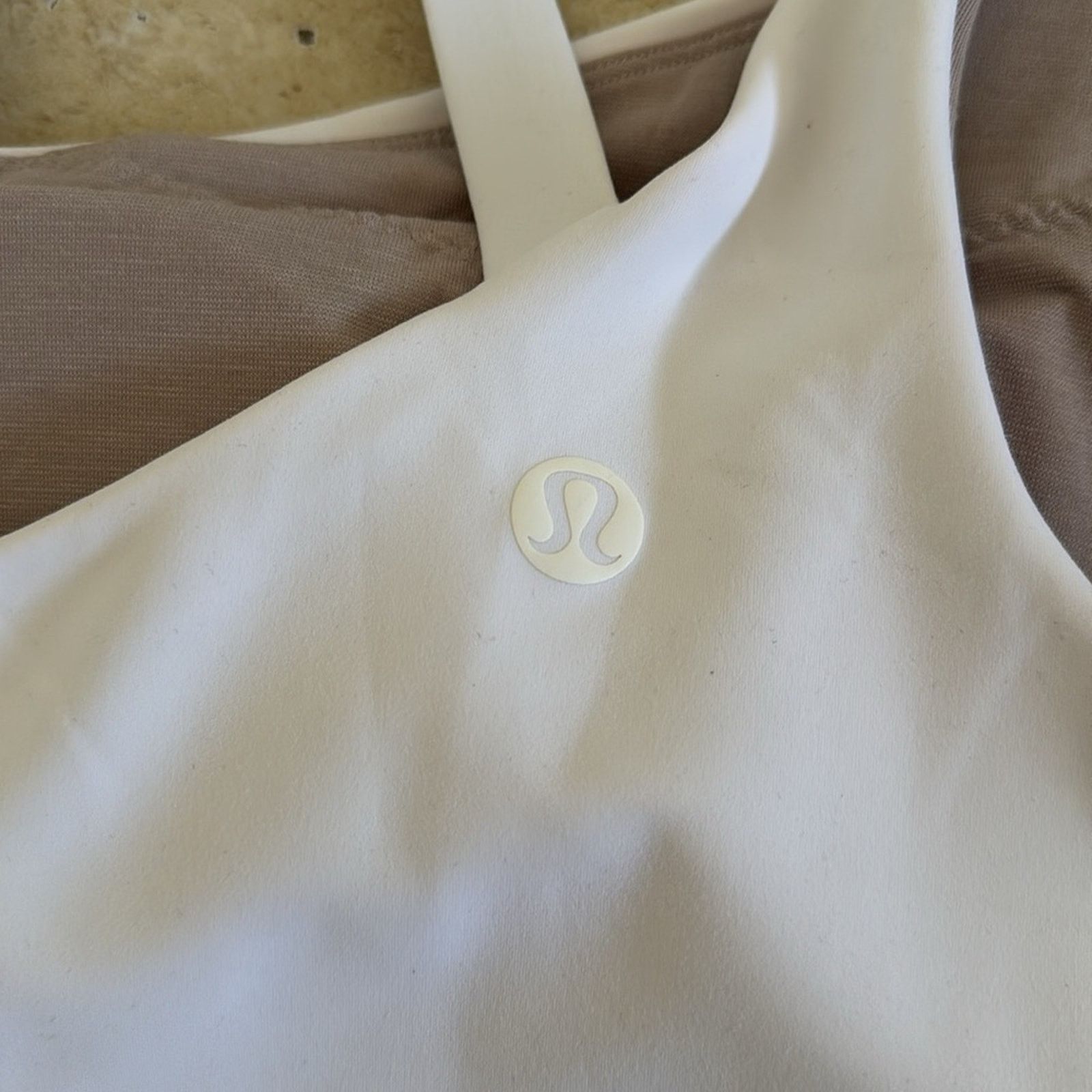 Lululemon NWT! LULULEMON Everlux Asymmetrical Tennis Sport Tank Size 8 Size M / US 6-8 / IT 42-44 - 7 Thumbnail