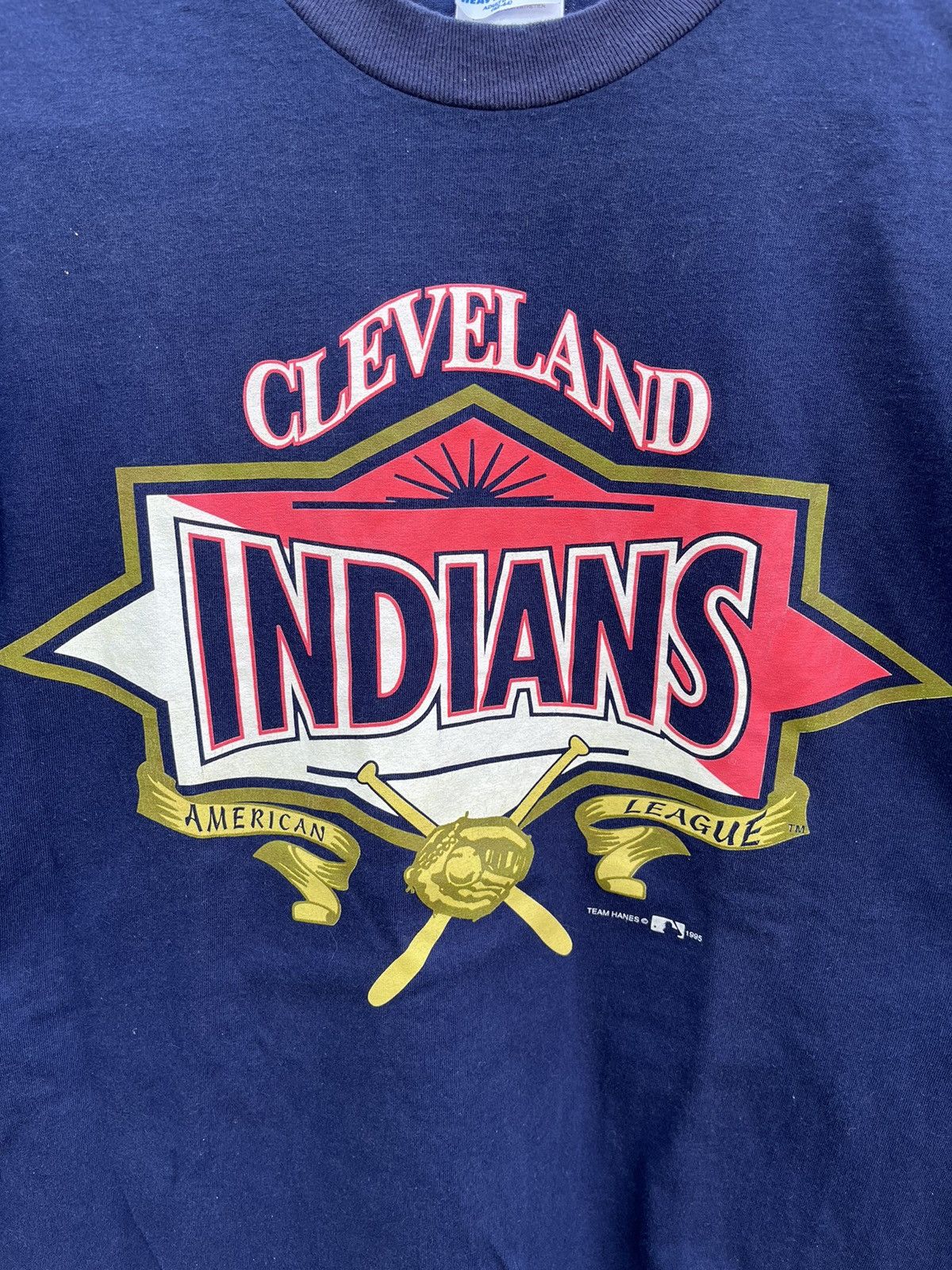 Hanes vintage 90s indians baseball tee Size US L / EU 52-54 / 3 - 2 Thumbnail