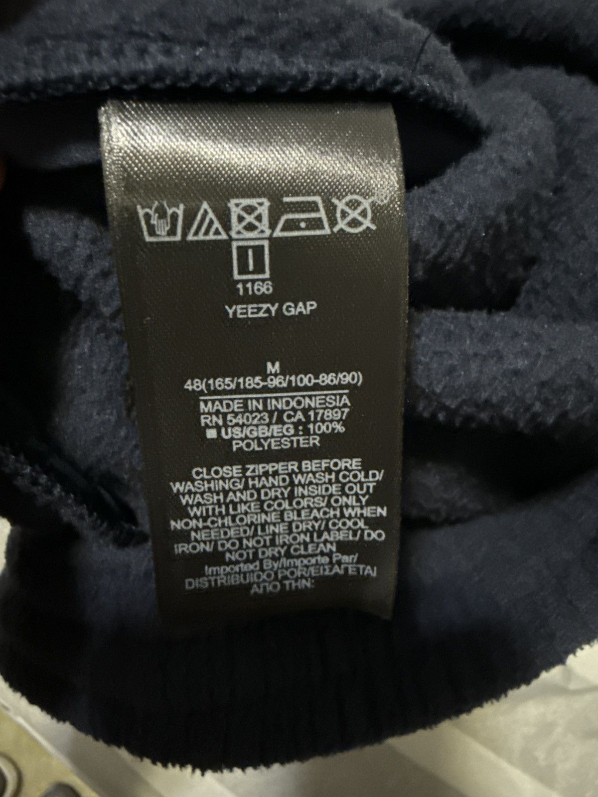 Yeezy Yeezy x Gap Engineered By Balenciaga Polar Fleece Navy Med Size US 31 - 8 Thumbnail