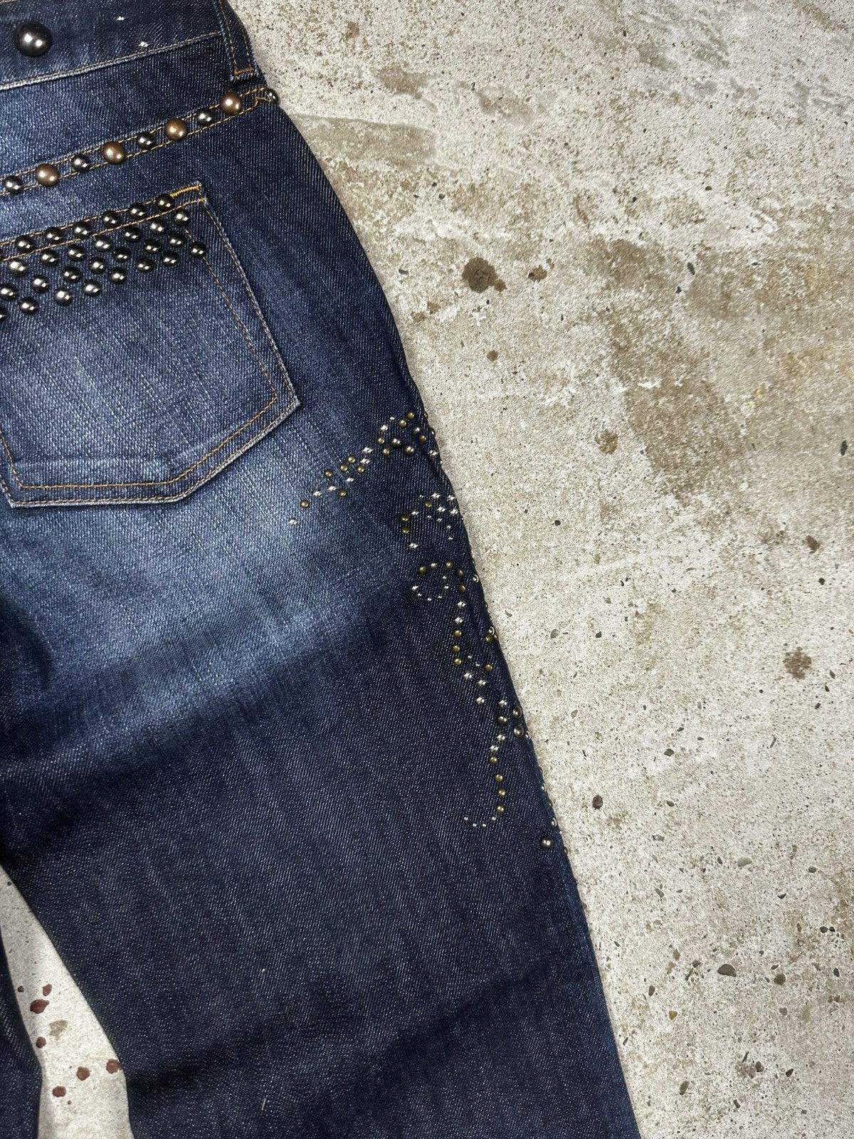 Just Cavalli AW2010 Just Cavalli Studed Jeans Washed Flare Bootcut Denim Size 27" / US 4 / IT 40 - 17 Thumbnail