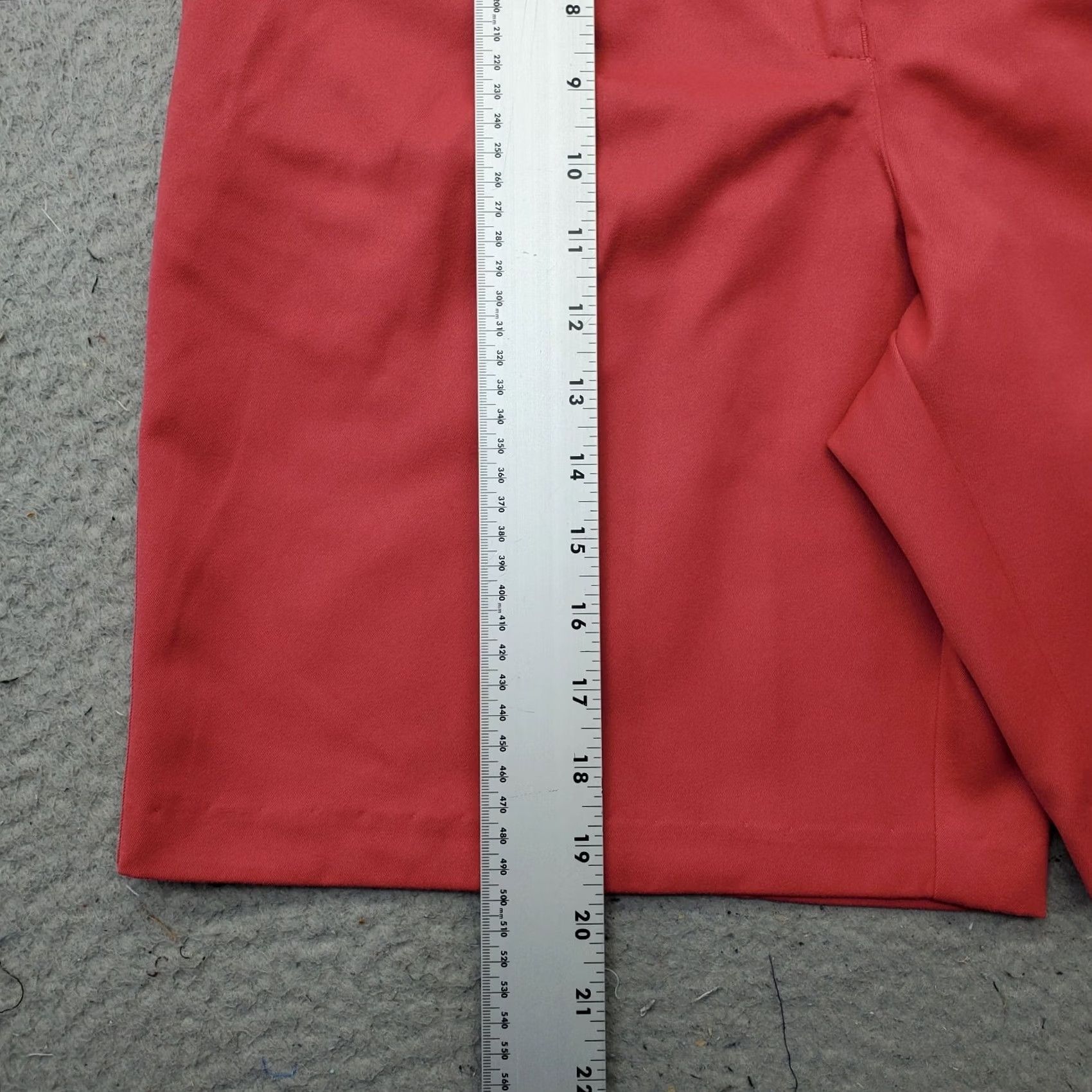 Pinko EP Pro Bermuda Shorts Womens 8 Pink Pleated Relaxed Fit Lightweight USA Made Bermuda Shorts Women’s 8 Pink Size 30" / US 8 / IT 44 - 5 Thumbnail